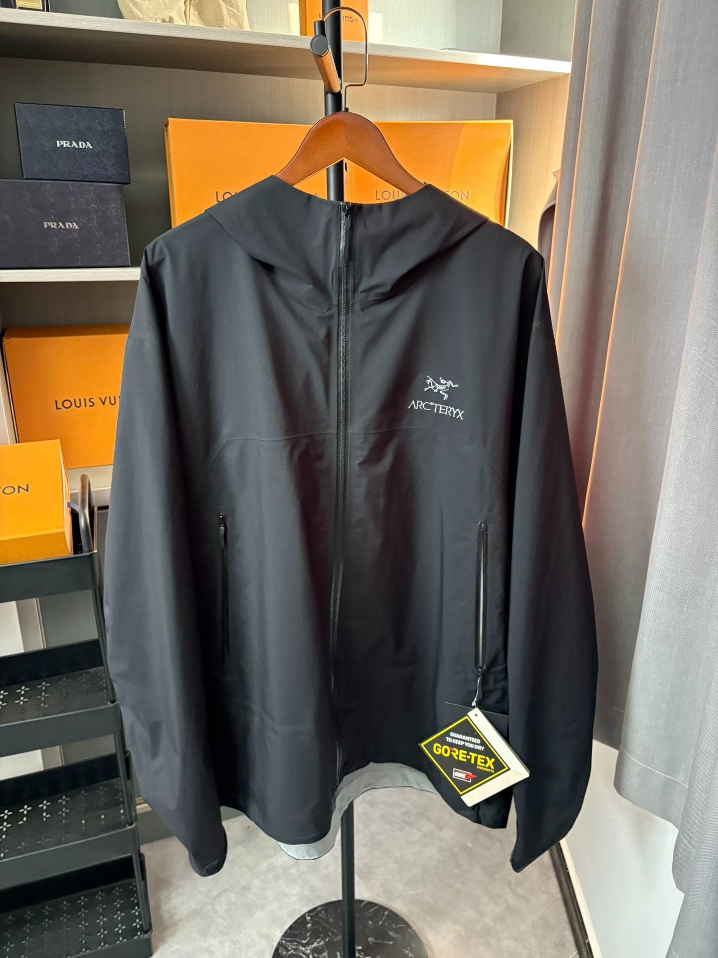 Arc'teryx Arc'teryx Light Jacket XXL Men Size US XXL / EU 58 / 5 - 1 Thumbnail