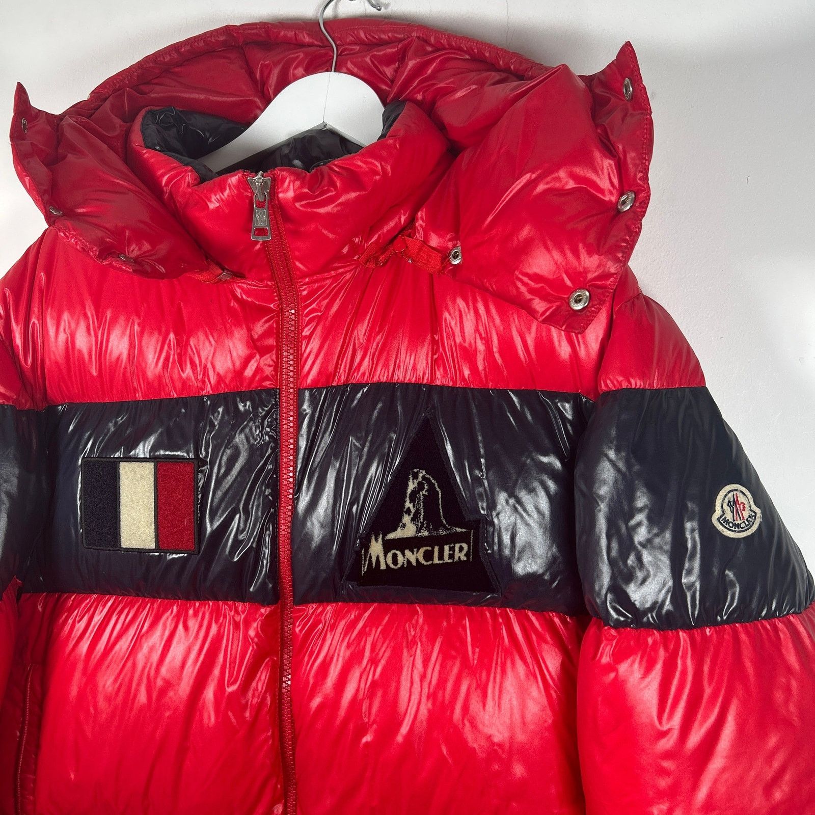Moncler Moncler Gary Giubbotto Patched Red Puffer Size 6 Size US XXL / EU 58 / 5 - 2 Thumbnail