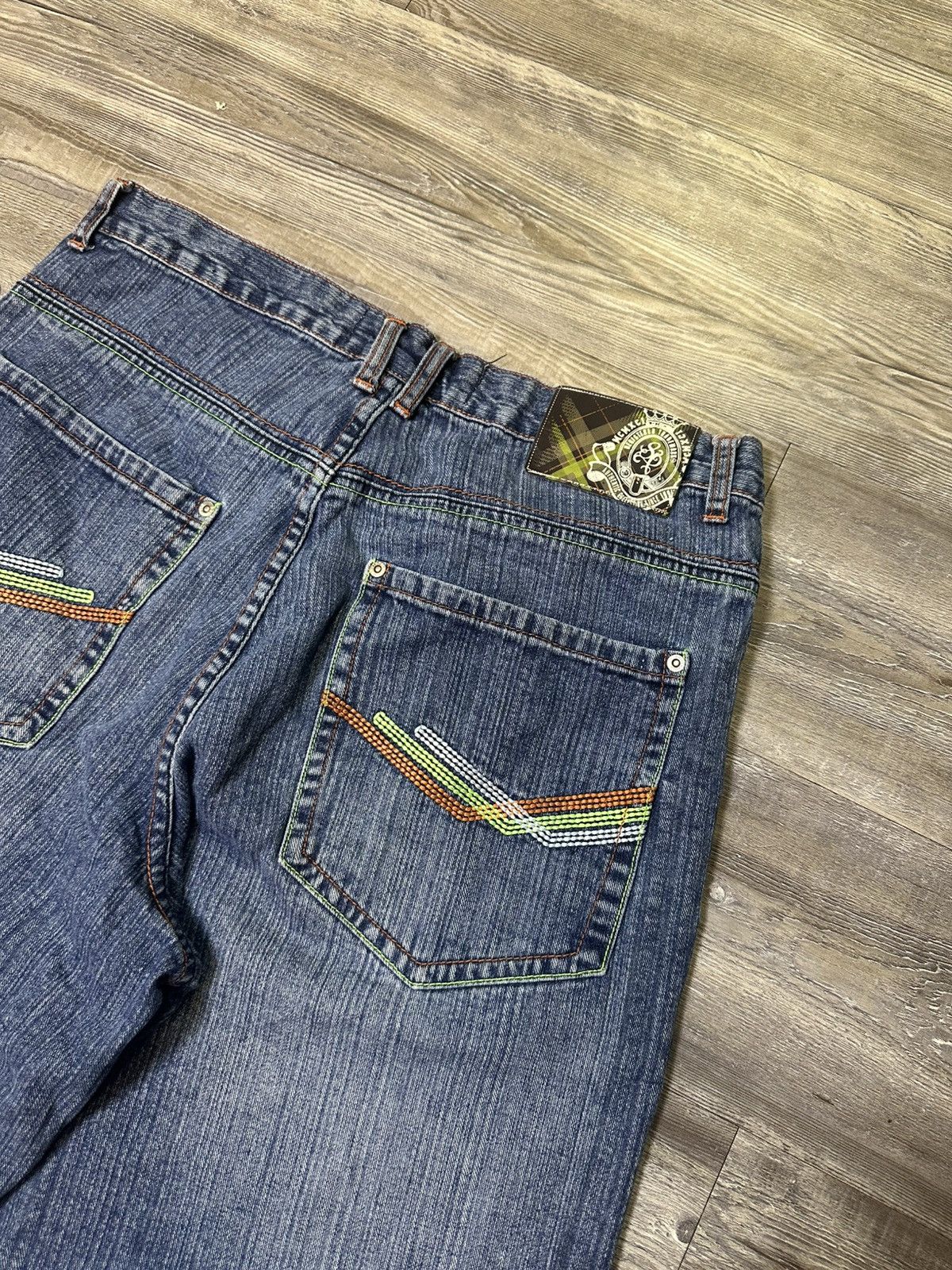Southpole Y2K baggy Southpole jorts with multi- colored stitching Size US 38 / EU 54 - 4 Thumbnail