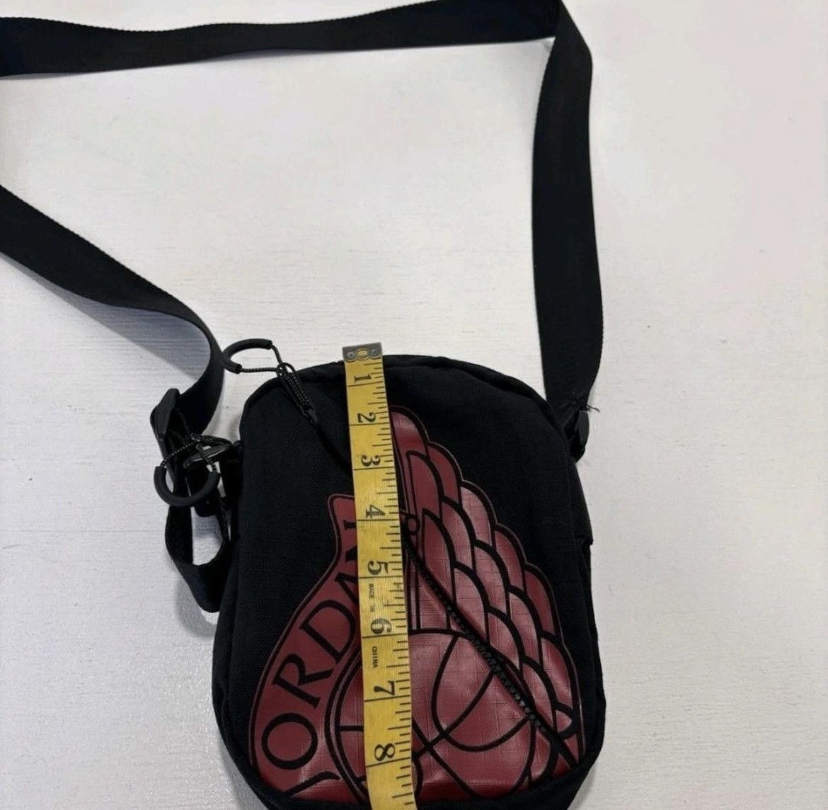 Jordan Brand Nike Air Jordan Wings Festival Crossbody Bag Black/Red Size ONE SIZE - 7 Thumbnail
