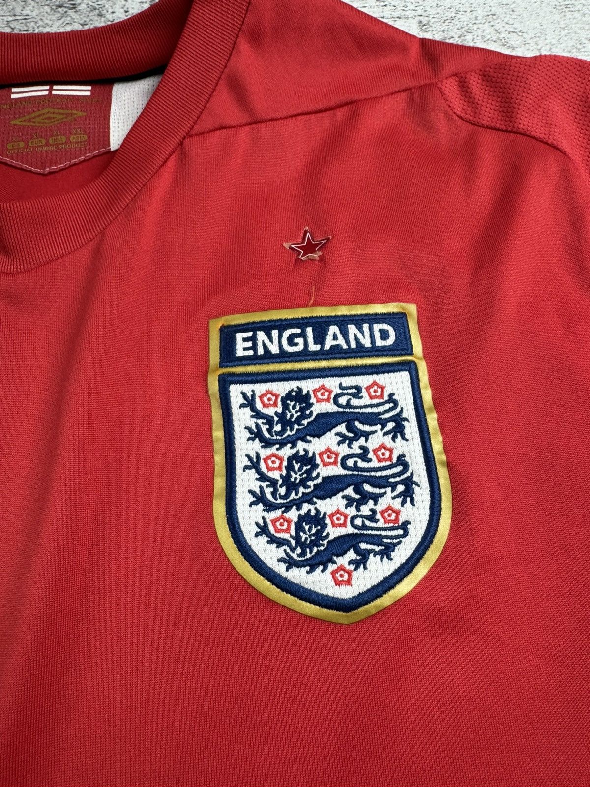 Umbro England National Umbro 2006 2008 Men’s Red XL Soccer Football Jersey T Shirt Tee Size US XL / EU 56 / 4 - 9 Thumbnail