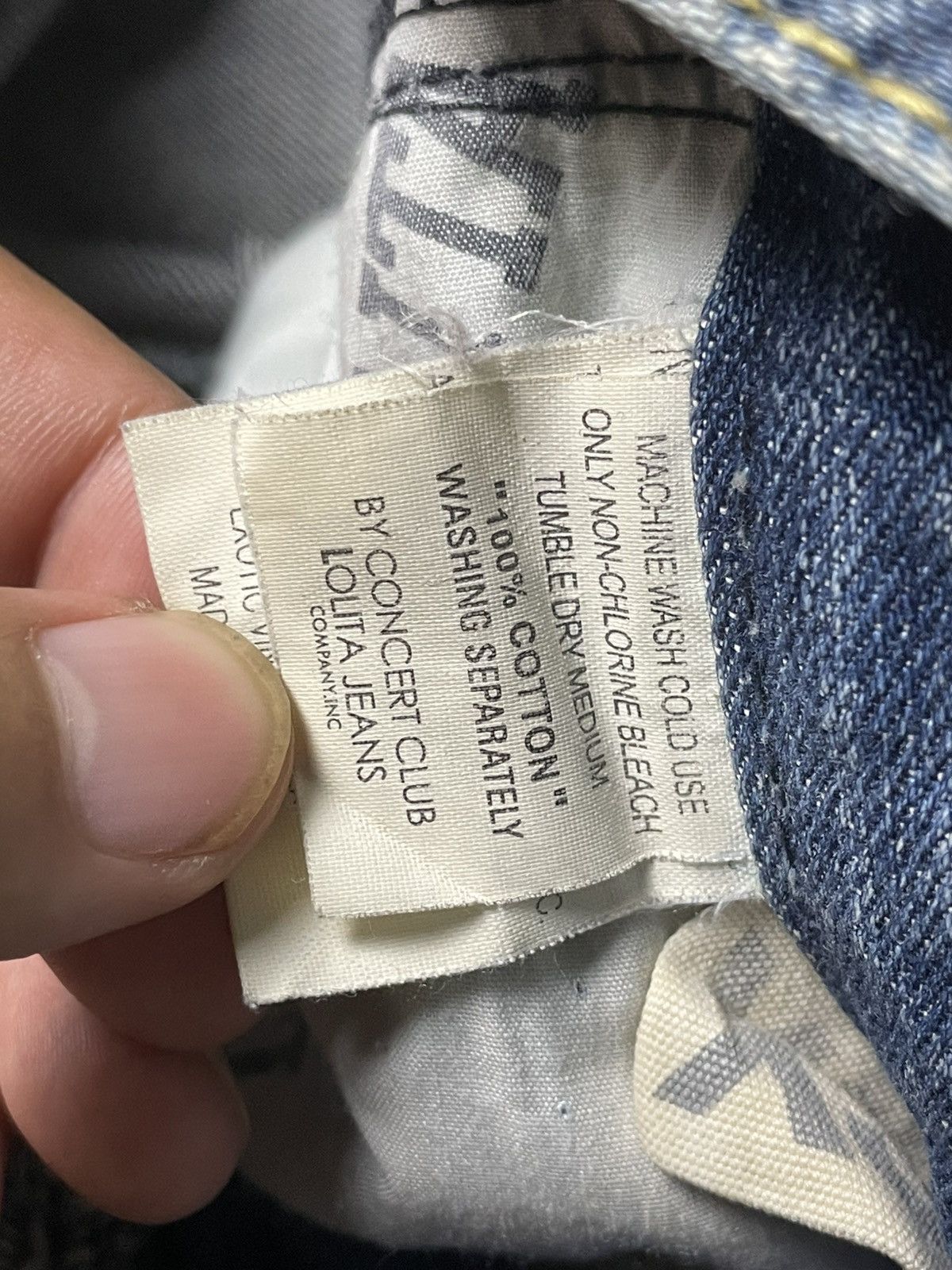 Japanese Brand Vintage LOLITA Distressed Denim Ripped Jeans (94) Size US 29 - 11 Thumbnail