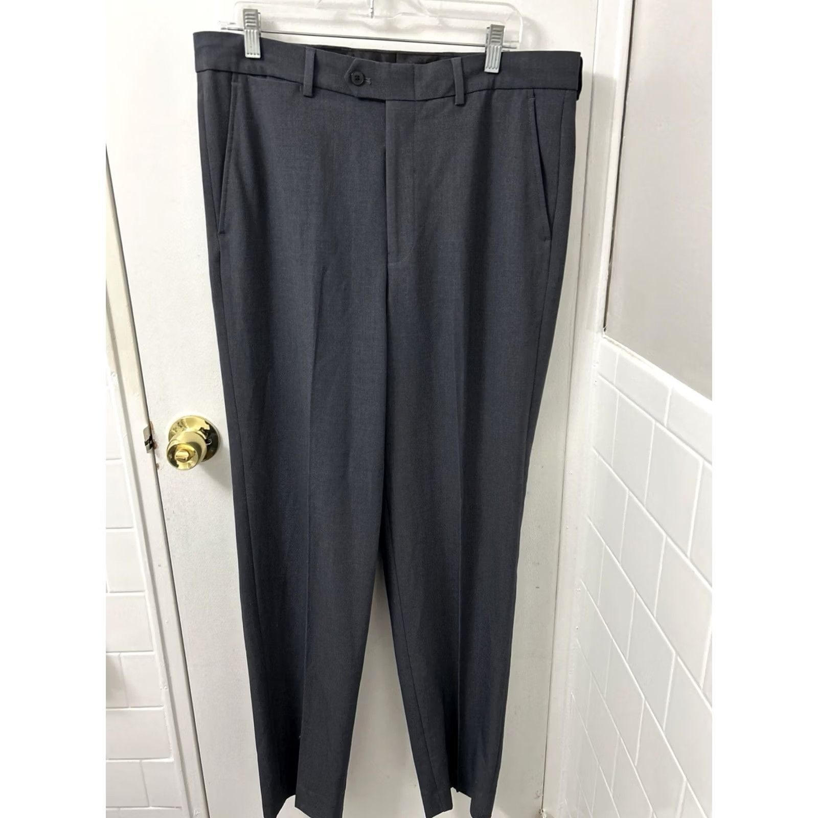 Nautica Nautica Dress Pants Mens 36x34 Gray Flat Front Slim? No, keep Classic fit with Waist 36 Inseam 34. Size US 36 / EU 52 - 5 Thumbnail