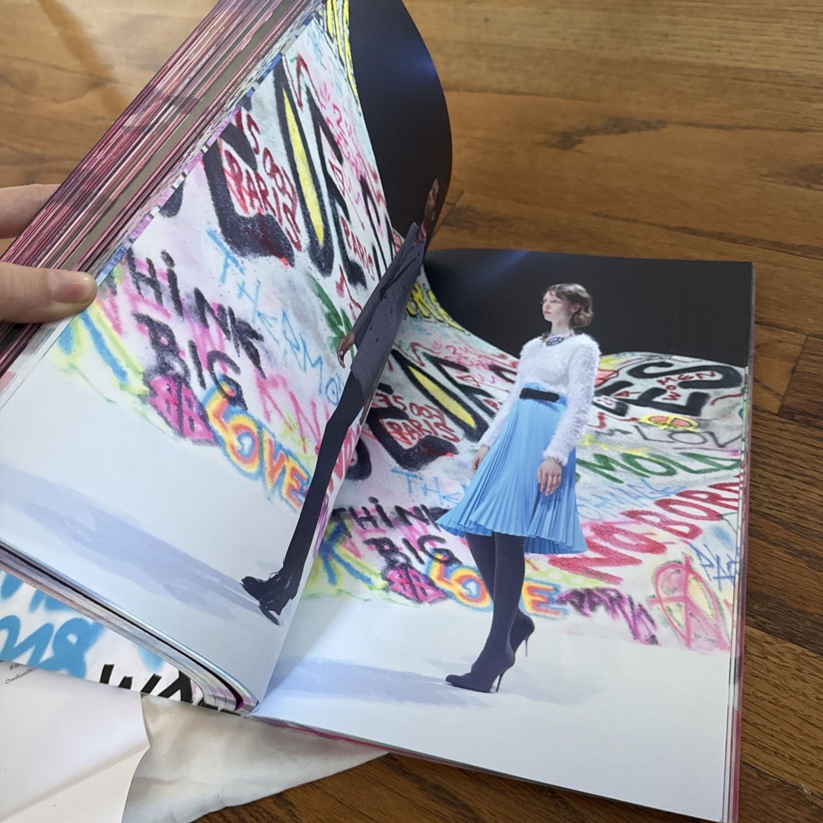 Balenciaga Balenciaga Winter 18 Collection Book Size ONE SIZE - 10 Thumbnail