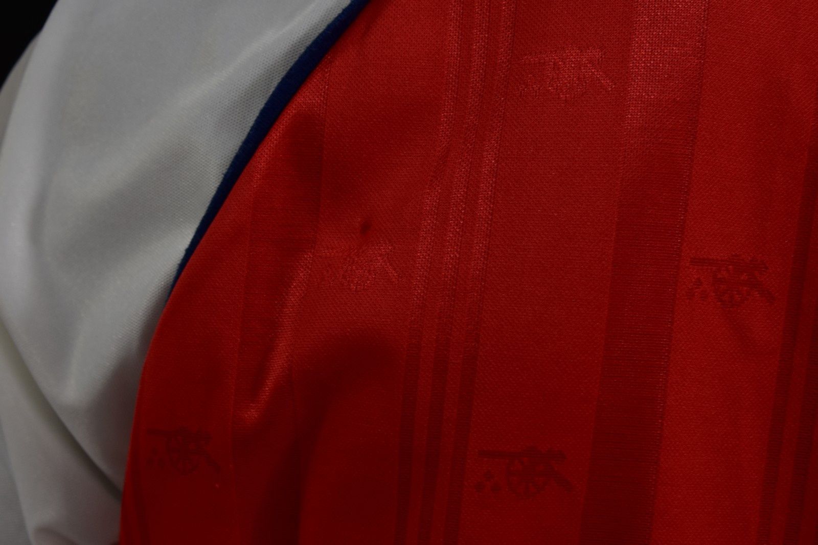Adidas 1988-90 adidas Arsenal Home Shirt SIZE m Size US M / EU 48-50 / 2 - 7 Thumbnail