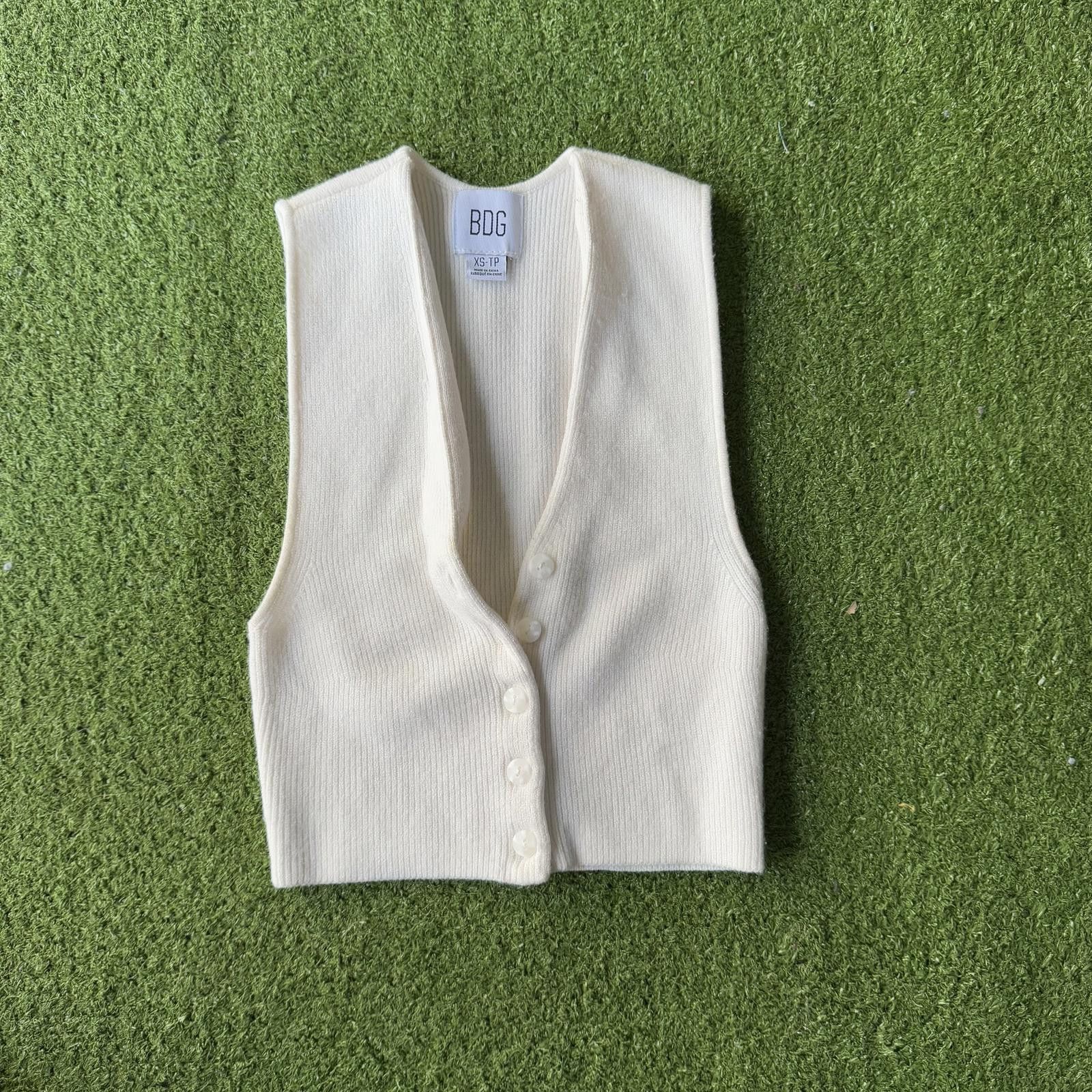 Bdg BDG White Ribbed Knit Vest - XS Size ONE SIZE - 1 Thumbnail