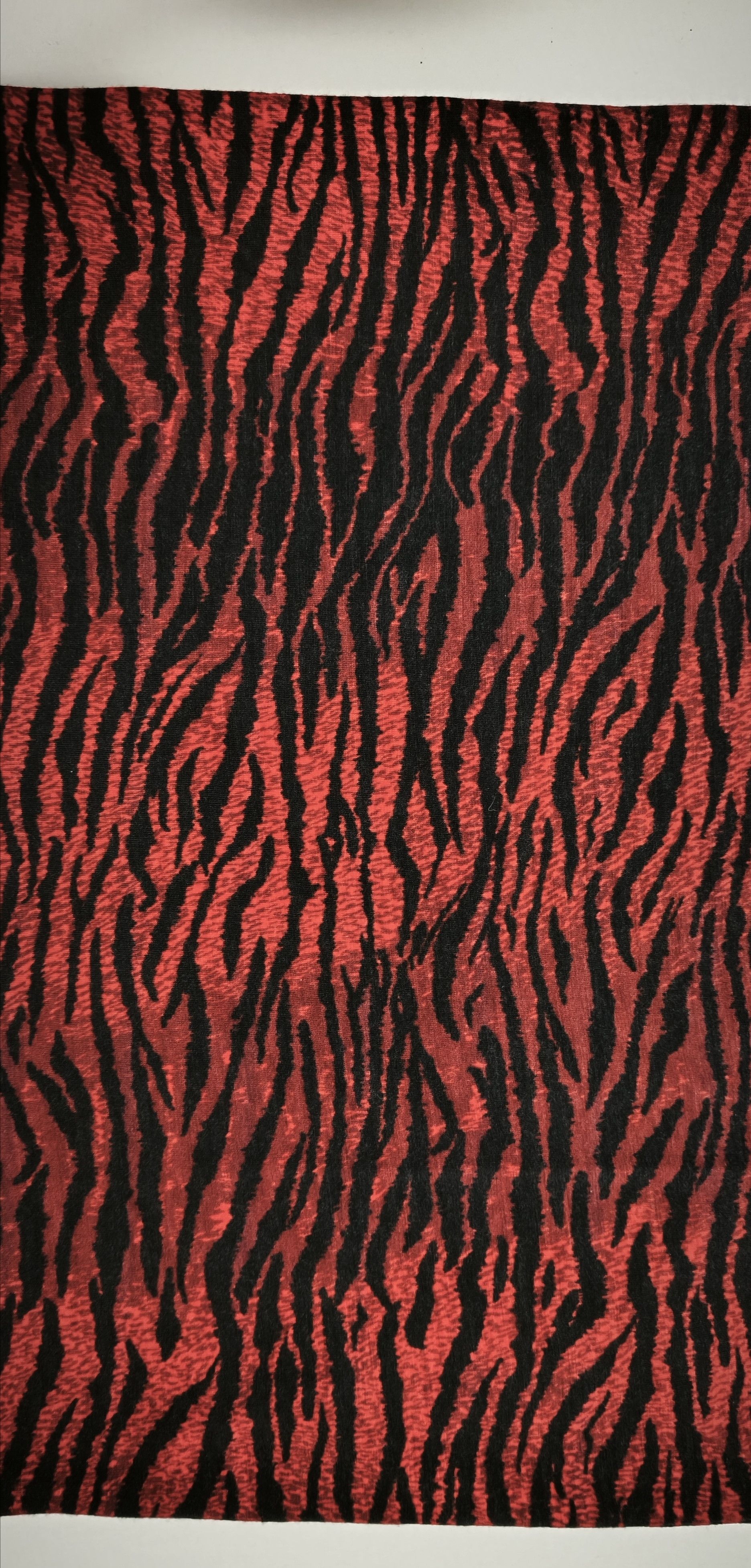 Kenzo Red wool T-shirt with tiger print Size US M / EU 48-50 / 2 - 6 Thumbnail