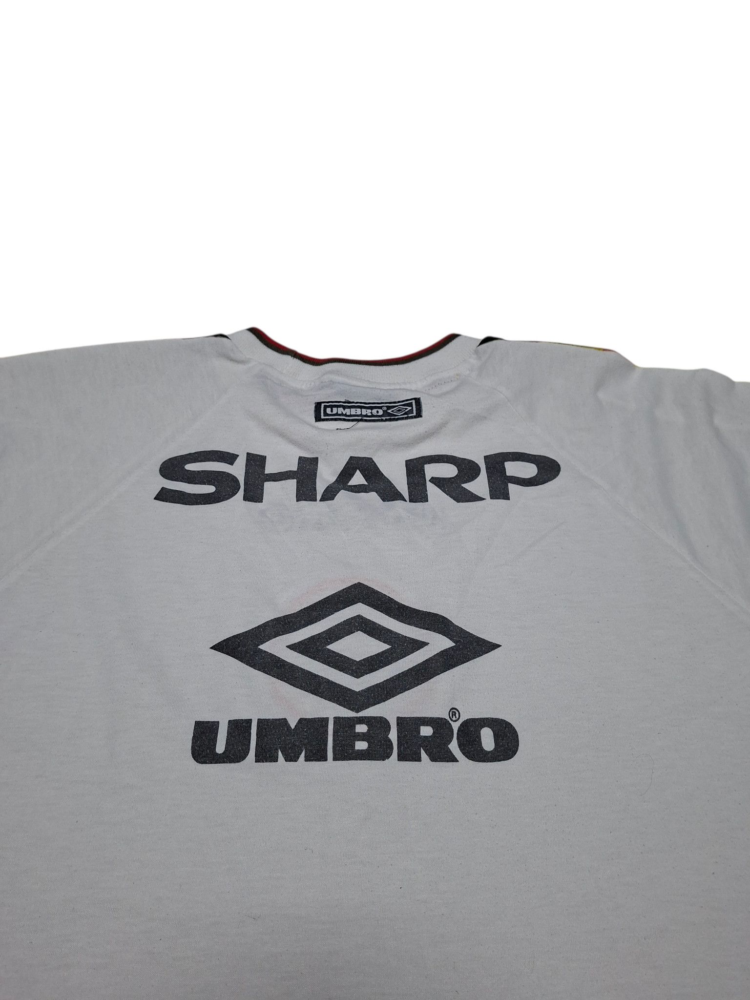 Umbro MANCHESTER UNITED UMBRO SHARP VINTAGE 90 TRAINING SOCCER TEE Size US L / EU 52-54 / 3 - 4 Thumbnail