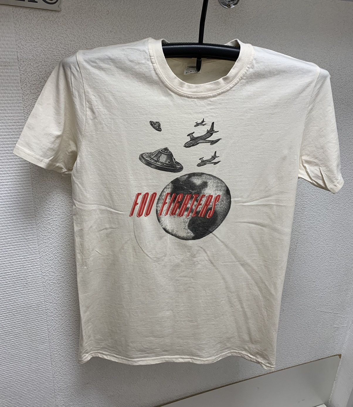 Band Tees Foo Fighters album promo vintage t-shirt rock band tee M Size US M / EU 48-50 / 2 - 1 Thumbnail