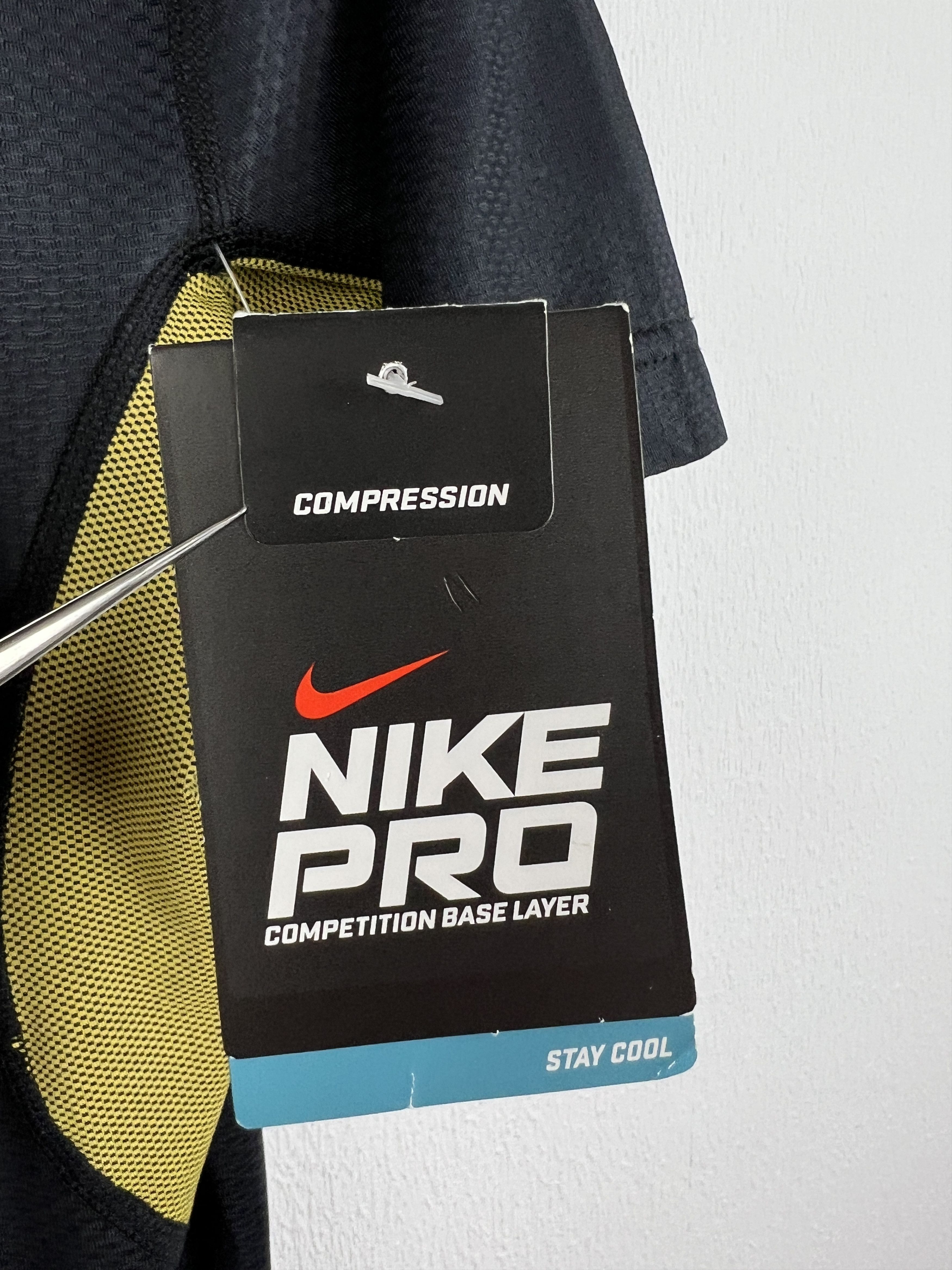 Nike Pro Brazil Football Player Compression Training Shirt Jersey Size US M / EU 48-50 / 2 - 9 Thumbnail