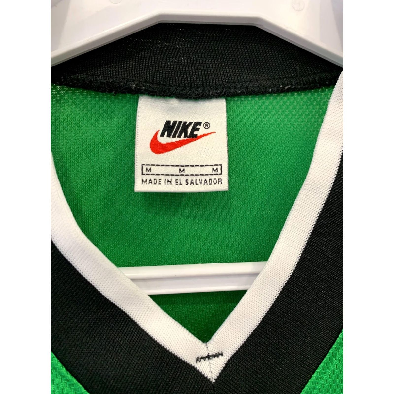 Nike VINTAGE Nike 90s Center Swoosh Goalie Jersey Green White Long Sleeve M Mens Shirt Size US M / EU 48-50 / 2 - 3 Thumbnail