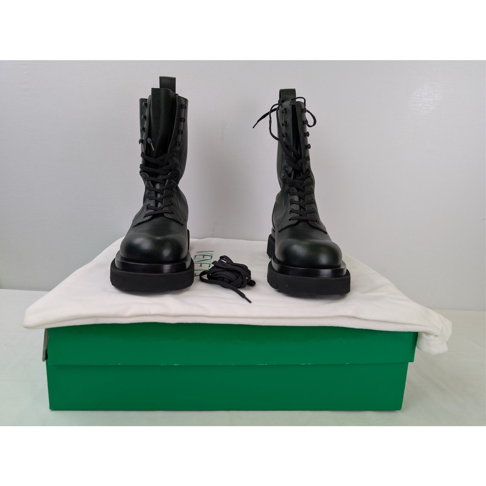 Bottega Veneta o1rshd1 Military Calf Lug Boots in Bottle Green Size US 11 / EU 44 - 14 Thumbnail