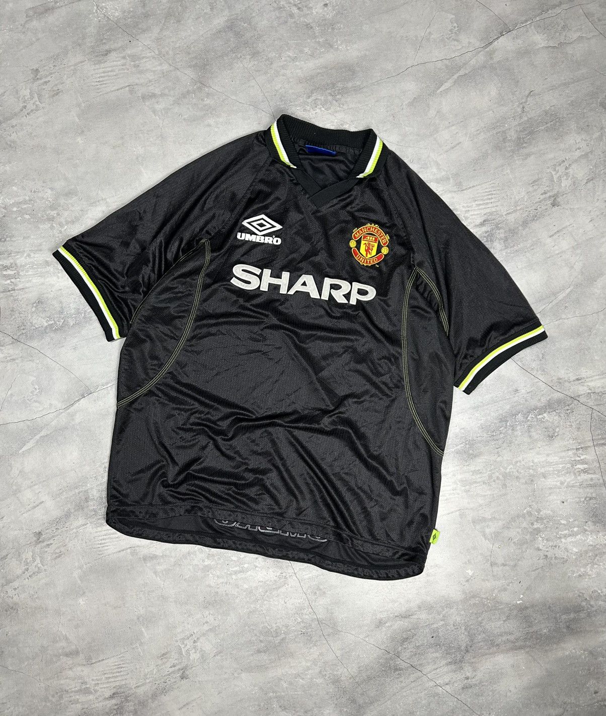 Manchester United × Umbro × Vintage Manchester United 1998-1999