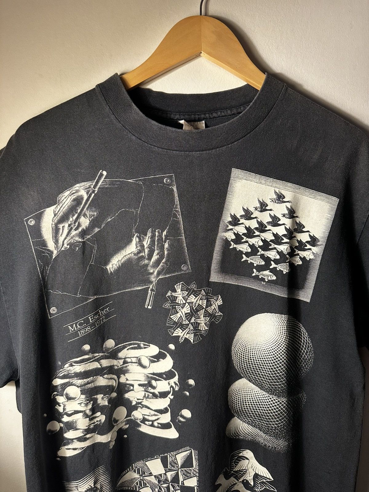 Vintage Vintage 90s McEscher Tee XL Size US XL / EU 56 / 4 - 4 Thumbnail