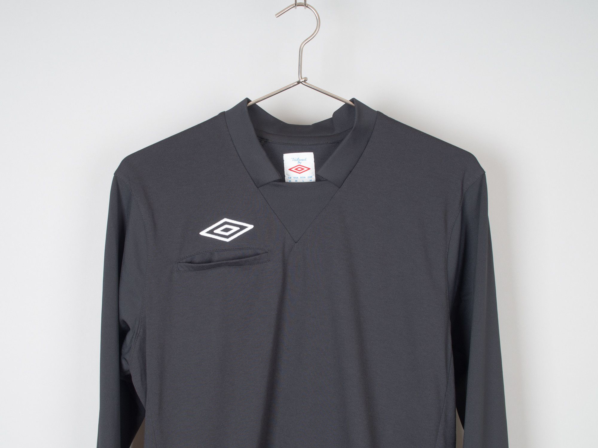 Umbro M National Referee LS Jersey 61512U Size US M / EU 48-50 / 2 - 2 Thumbnail