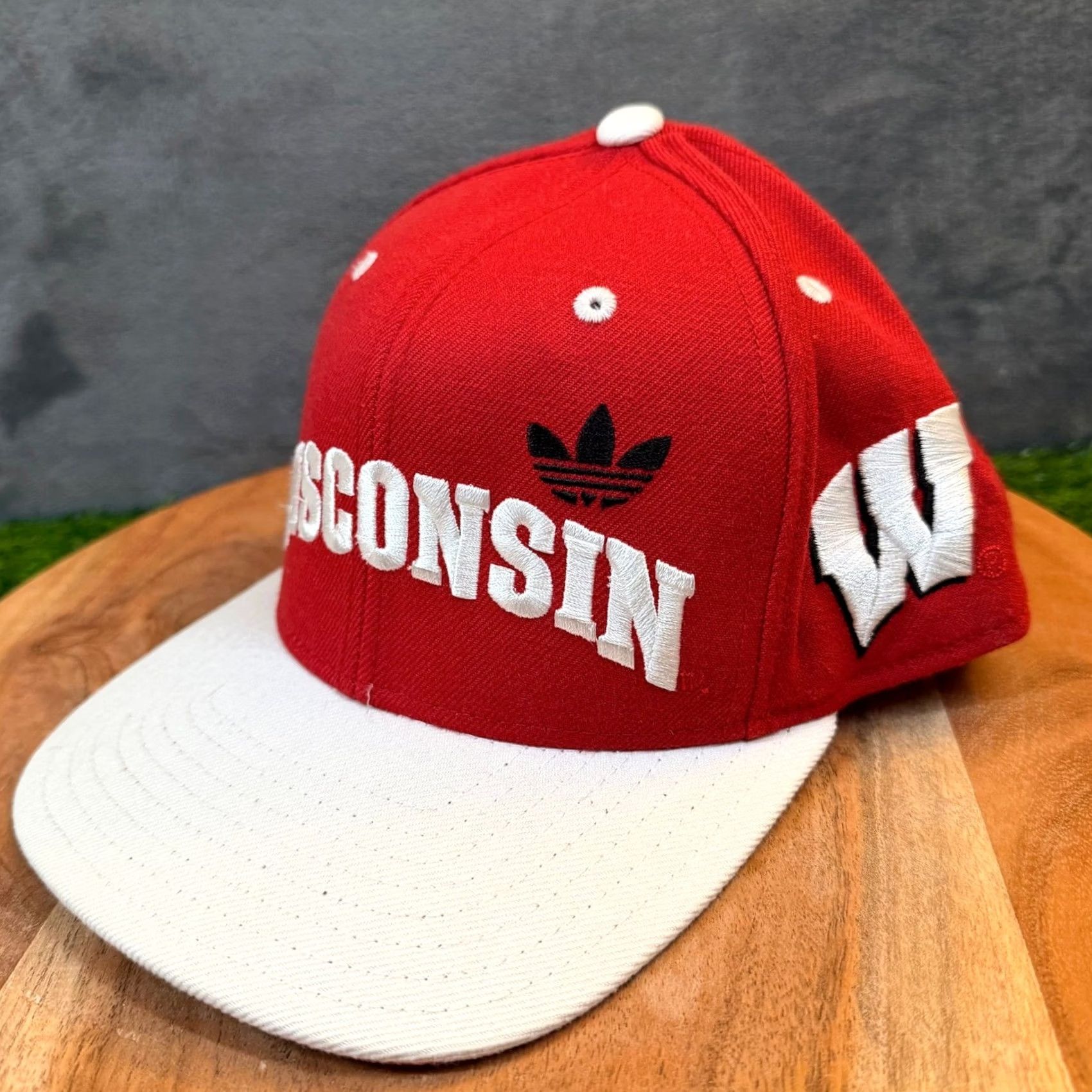 Adidas Adidas Wisconsin Badgers Snapback Hat Mens One Size Red White Trefoil Logo Size ONE SIZE - 2 Thumbnail