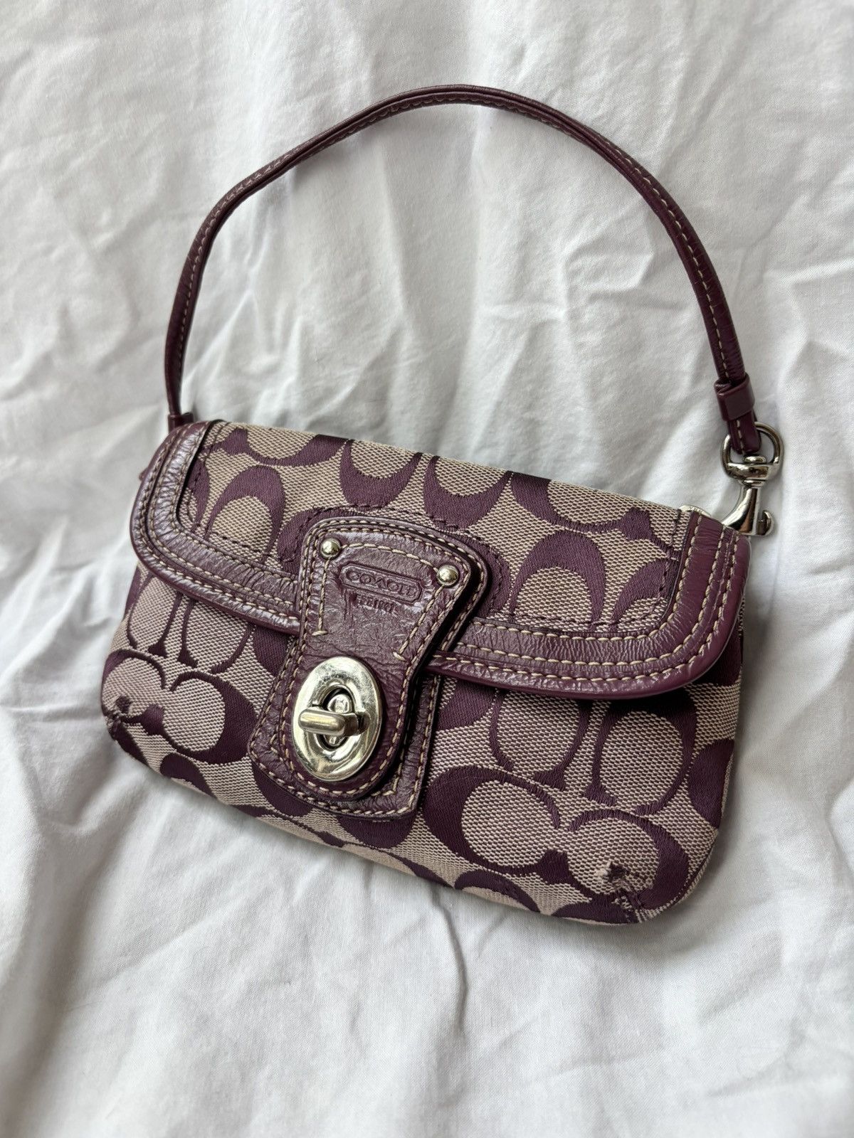 Coach Vintage Y2K Coach White Mini Square Soho Shoulder Bag | Grailed