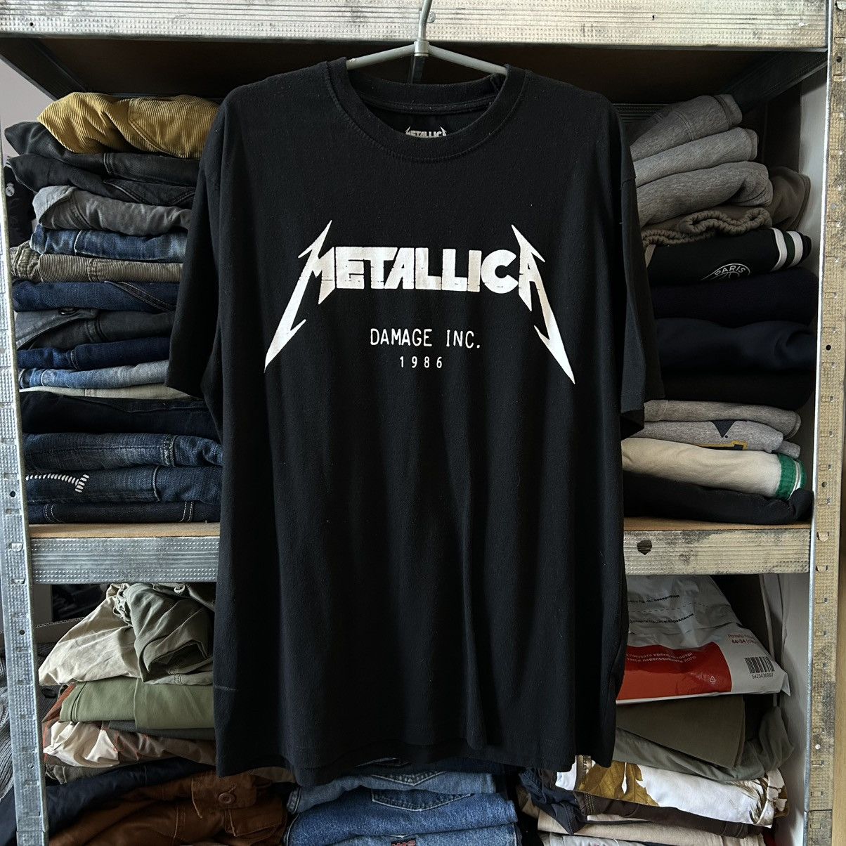 Band Tees Vintage Metallica Big Logo all stars rock band tee size M Size US M / EU 48-50 / 2 - 1 Thumbnail