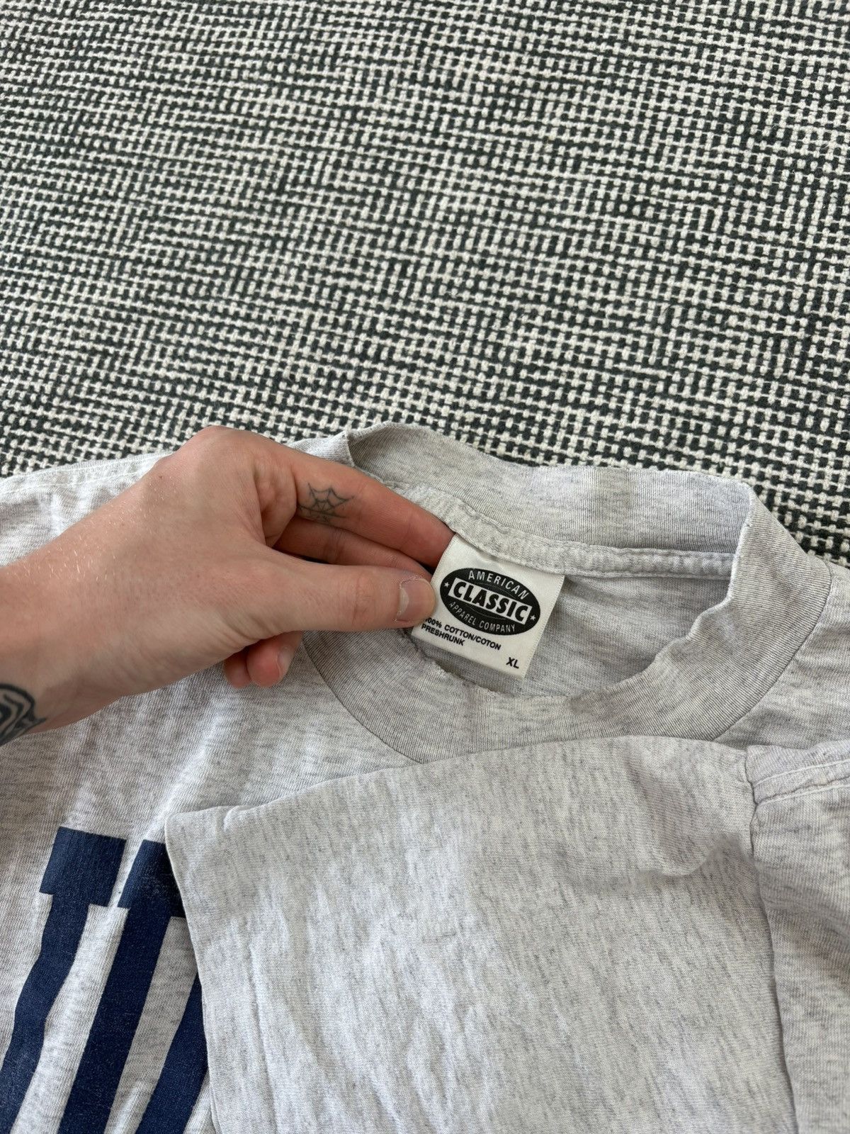 Vintage 90s vintage university distressed number nine style tee Size US XL / EU 56 / 4 - 5 Thumbnail