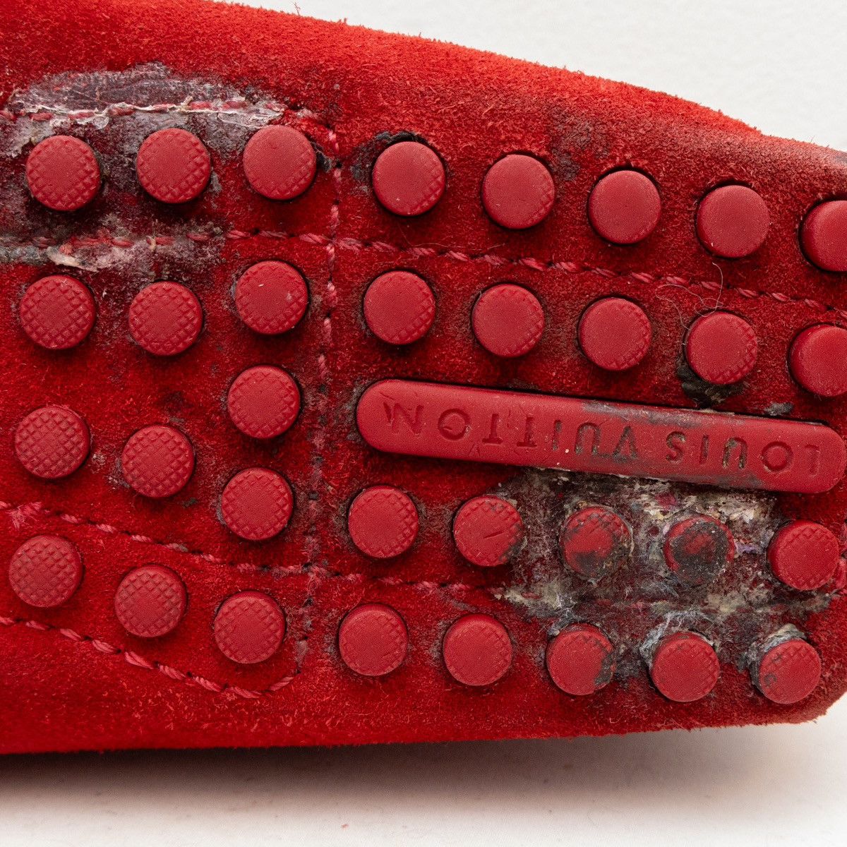 Louis Vuitton Louis Vuitton Red Suede Monte Carlo Moccasin SZ: US 10.5 Size US 10.5 / EU 43-44 - 14 Thumbnail
