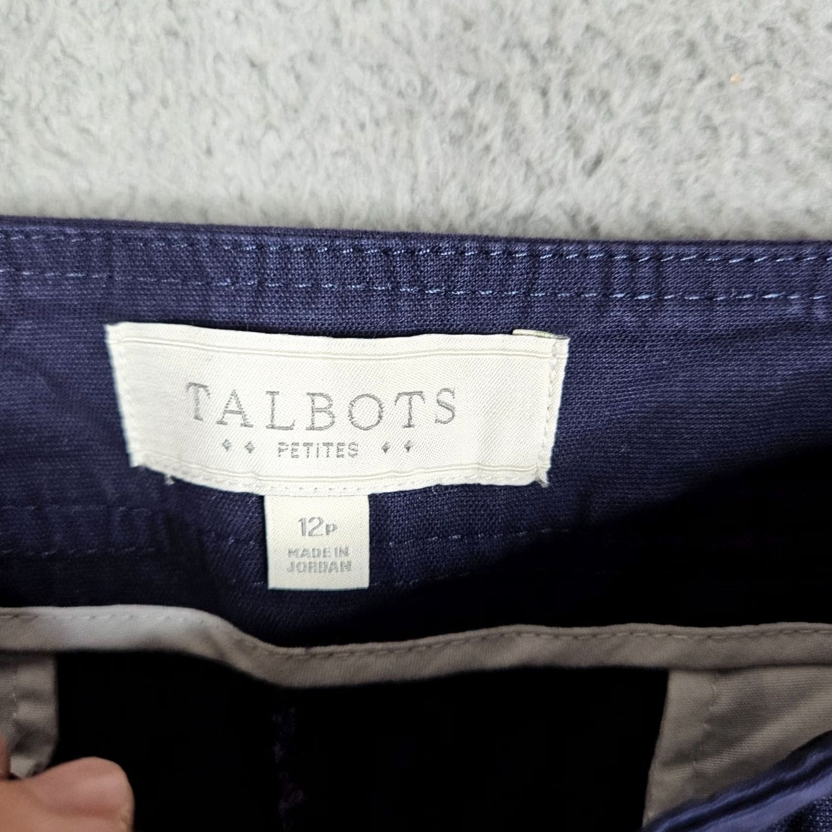 Talbots Talbots Women’s Dark Navy Blue Cropped Casual Pant Size 12P New Pants Petite Blue Cropped Casual 12P Womens Size 34" / US 12 / IT 48 - 3 Thumbnail
