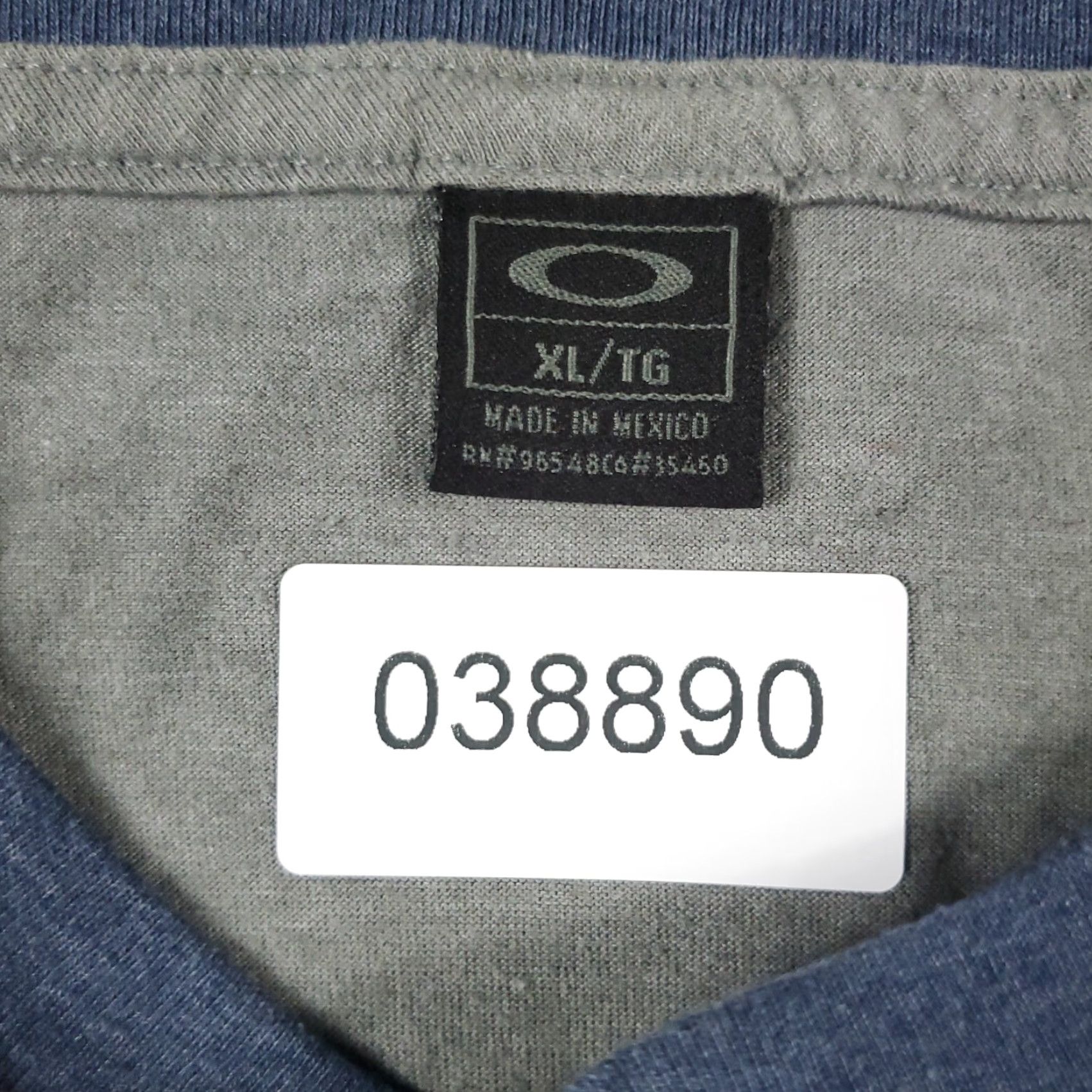 Oakley Oakley T Shirt Men XL Gray Short Sleeve Crew Neck Logo Regular Fit Vintage No Size US XL / EU 56 / 4 - 8 Thumbnail