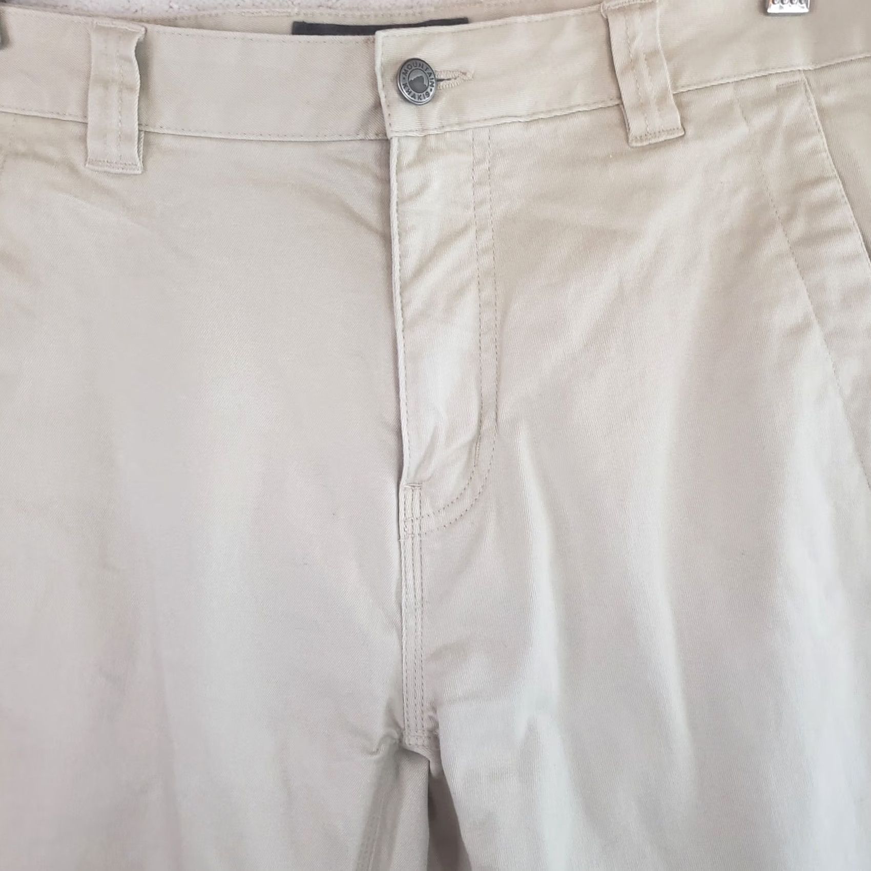 Mountain Khakis Mountain Khakis Chino Pants Straight Leg Mens 35x31 Khaki 5-Pocket Logo Pockets Outdoor Casual Workwear Winter Fall Spring Slacks Size US 35 - 6 Thumbnail