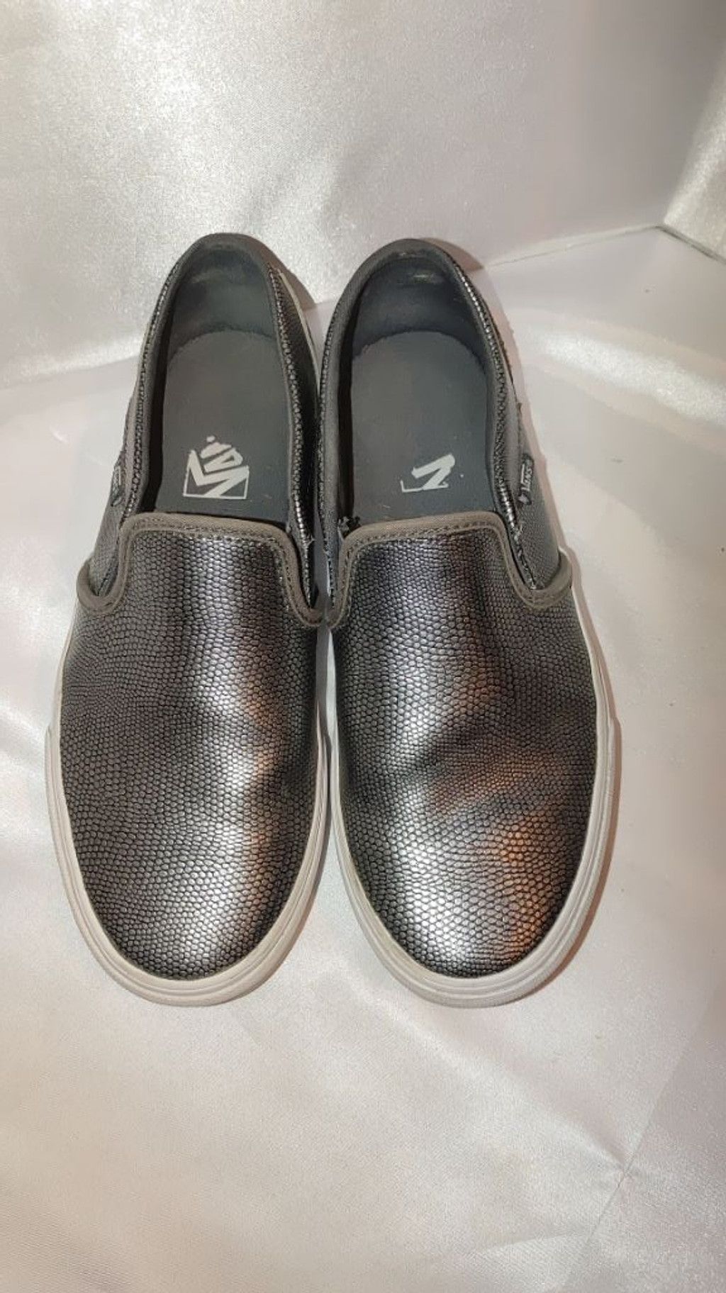 Vans VANS Classic Slip Ons in Metallic Silver Size 8 Size US 8 / IT 38 - 4 Thumbnail