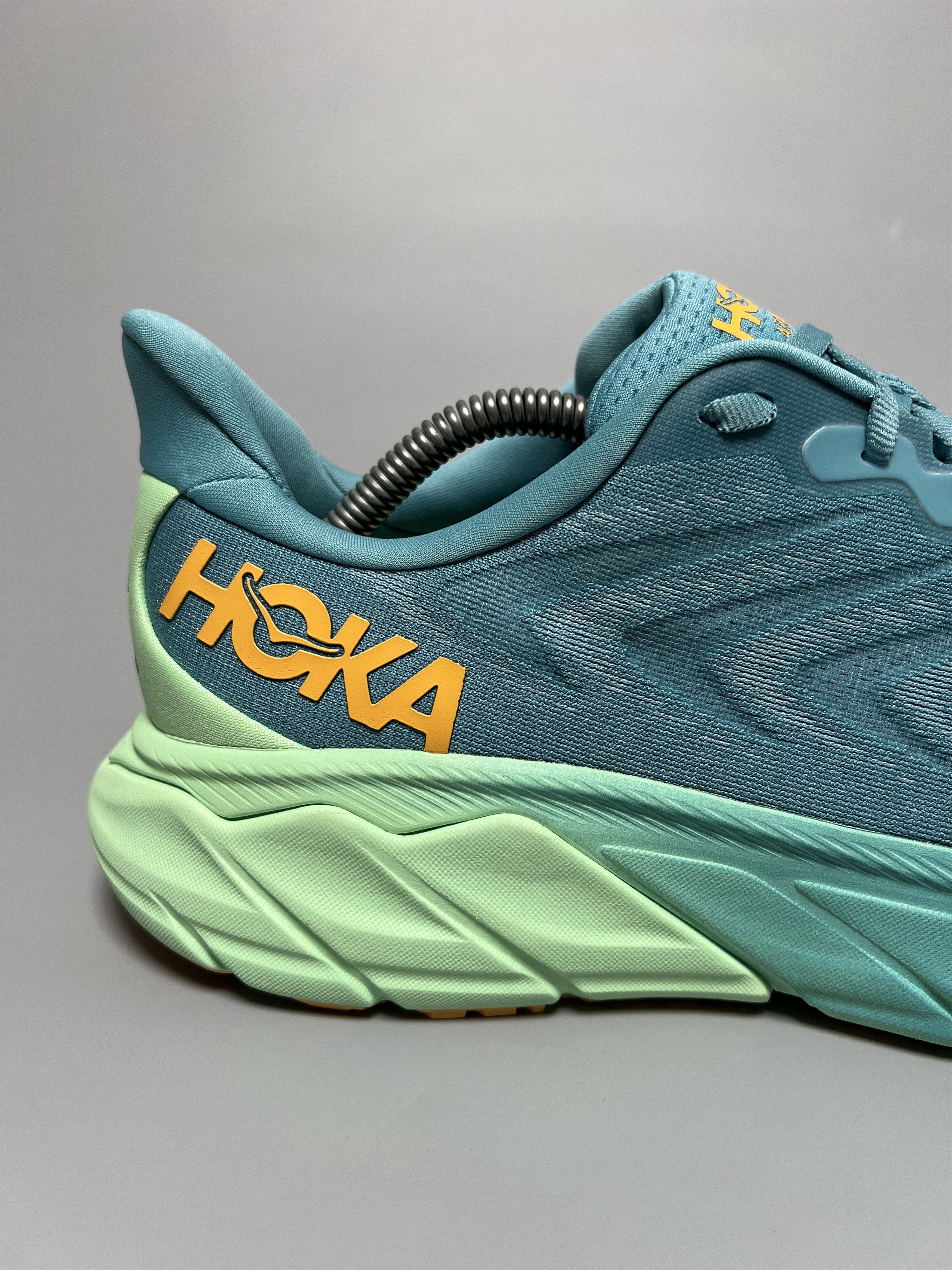 Hoka 9D Hoka One One Arahi 6 Running Shoes Walking Gym Size US 9 / EU 42 - 12 Thumbnail