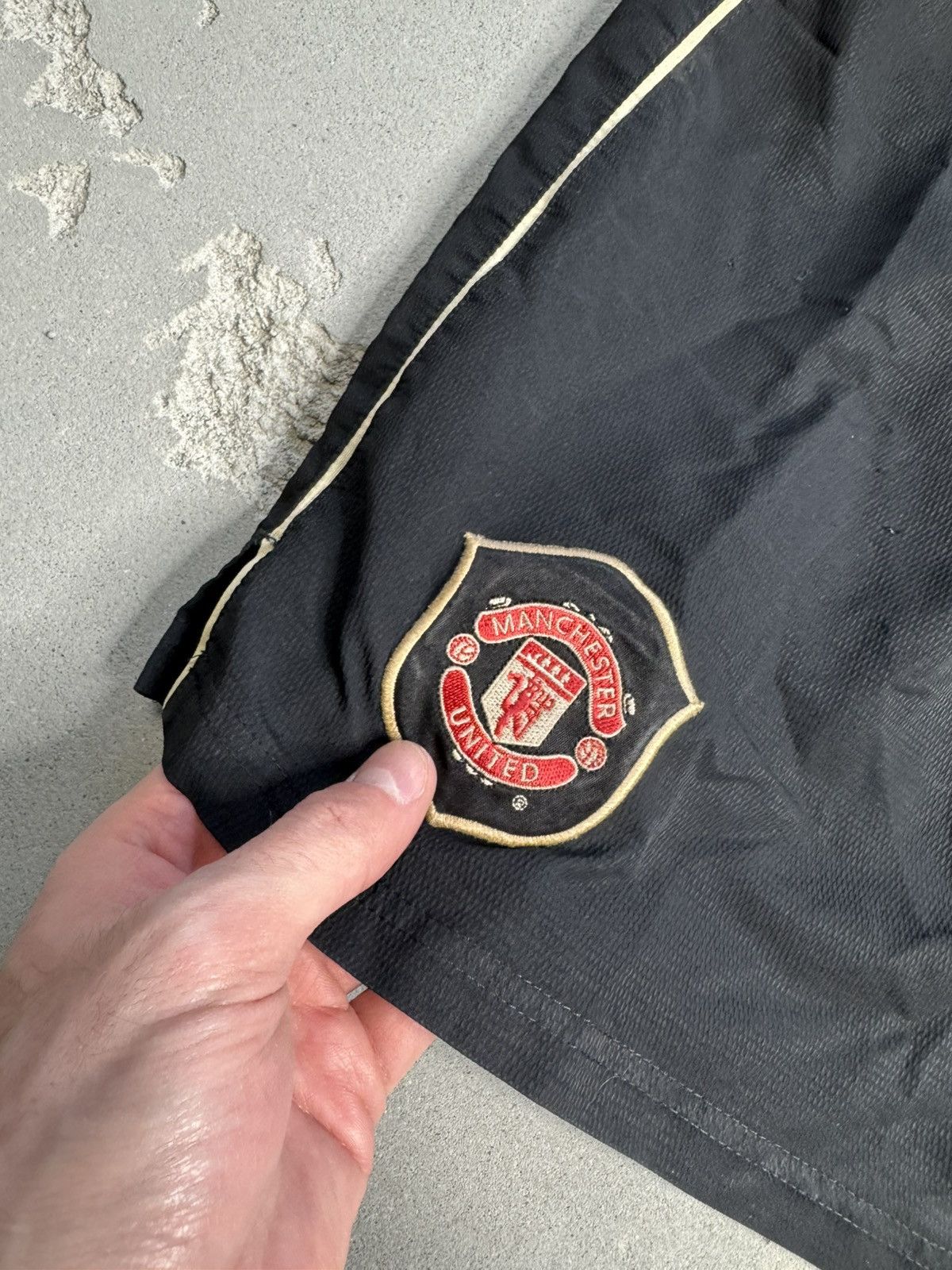 Nike × Vintage Vintage Nike Manchester United Shorts Size XL Size US 36 / EU 52 - 3 Thumbnail