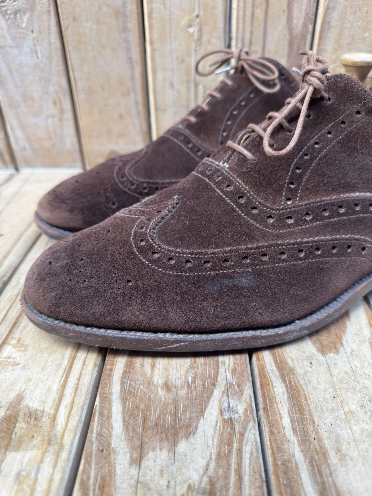 Alfred Sargent Alfred Sargent Brown suede wingtip dress Men’s shoes UK 11 Size US 12 / EU 45 - 7 Thumbnail