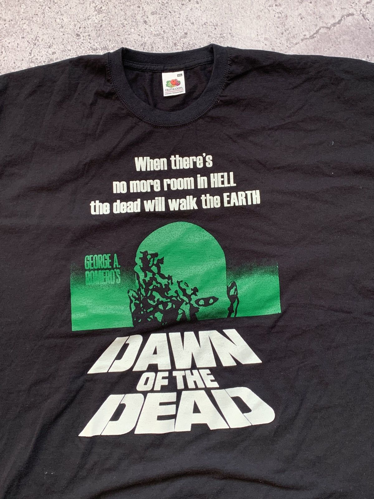 Fruit Of The Loom 🔥VINTAGE DAWN OF THE DEAD 00’S HORROR MOVIE PROMO TSHIRT Size US XXL / EU 58 / 5 - 4 Thumbnail