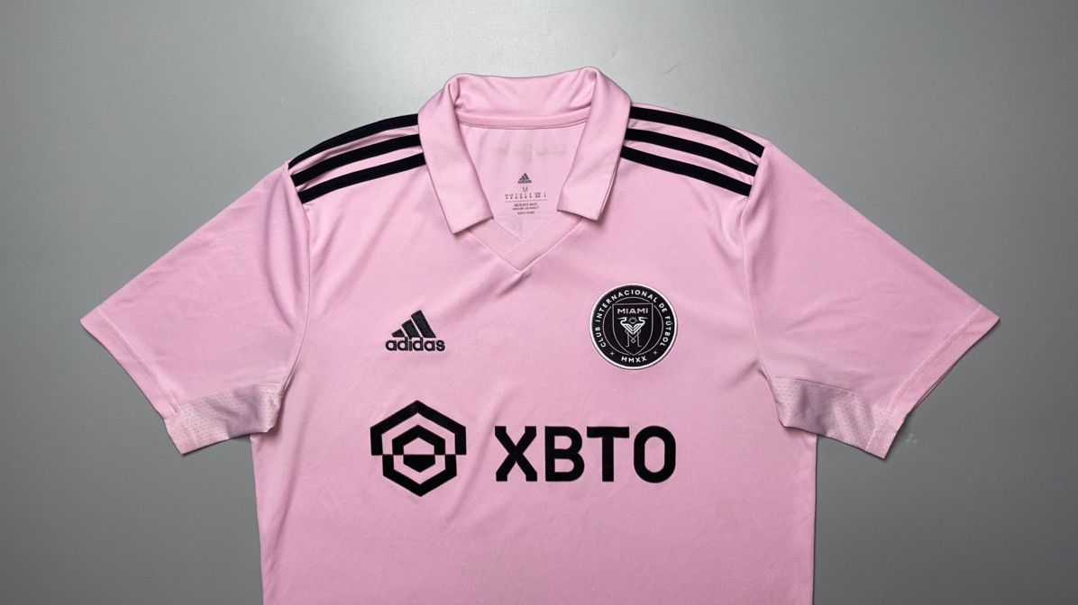 Vintage INTER MIAMI ADIDAS 2023/2024 FOOTBALL HOME JERSEY #10 MESSI Size US M / EU 48-50 / 2 - 3 Thumbnail