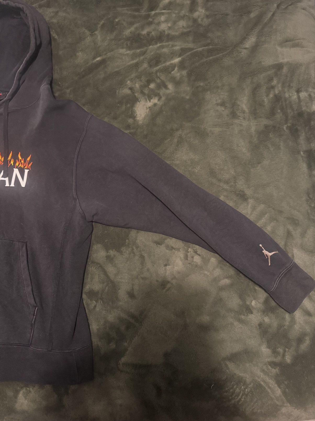 Jordan Brand × Travis Scott Cactus Jack X Jordan, Medium Hoodie Size US M / EU 48-50 / 2 - 6 Thumbnail