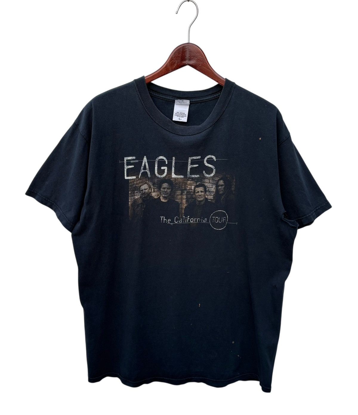 Band Tees Y2K Sun Faded Eagles The California Tour 2005 Tee Size US L / EU 52-54 / 3 - 2 Thumbnail