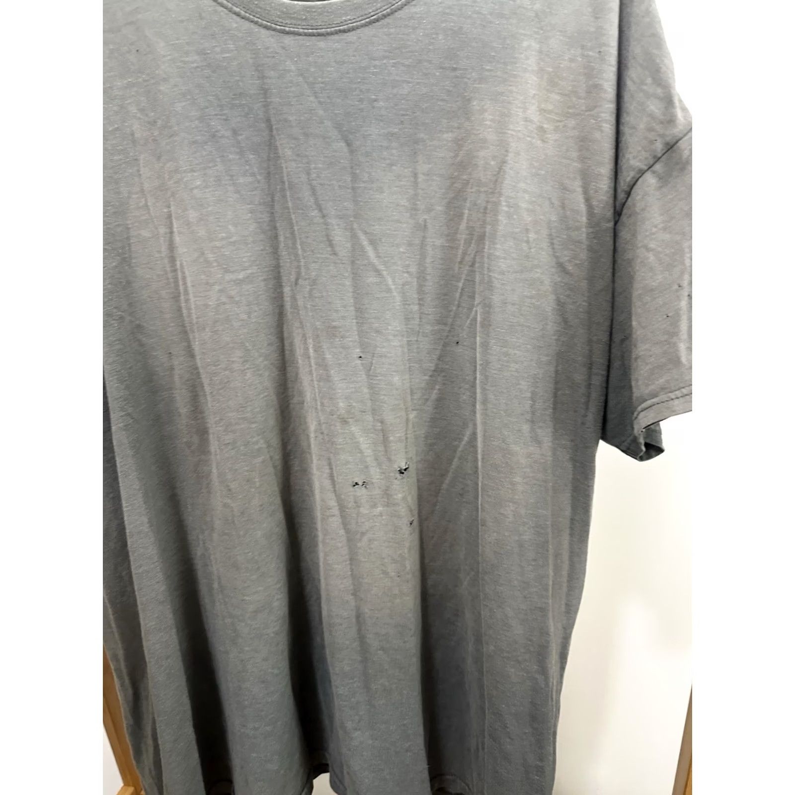 Fruit Of The Loom VINTAGE FTOL Gradient Sun Faded Worn Soft WIP Work T-Shirt 2XL Gray Mens Shirt Size US XXL / EU 58 / 5 - 7 Thumbnail