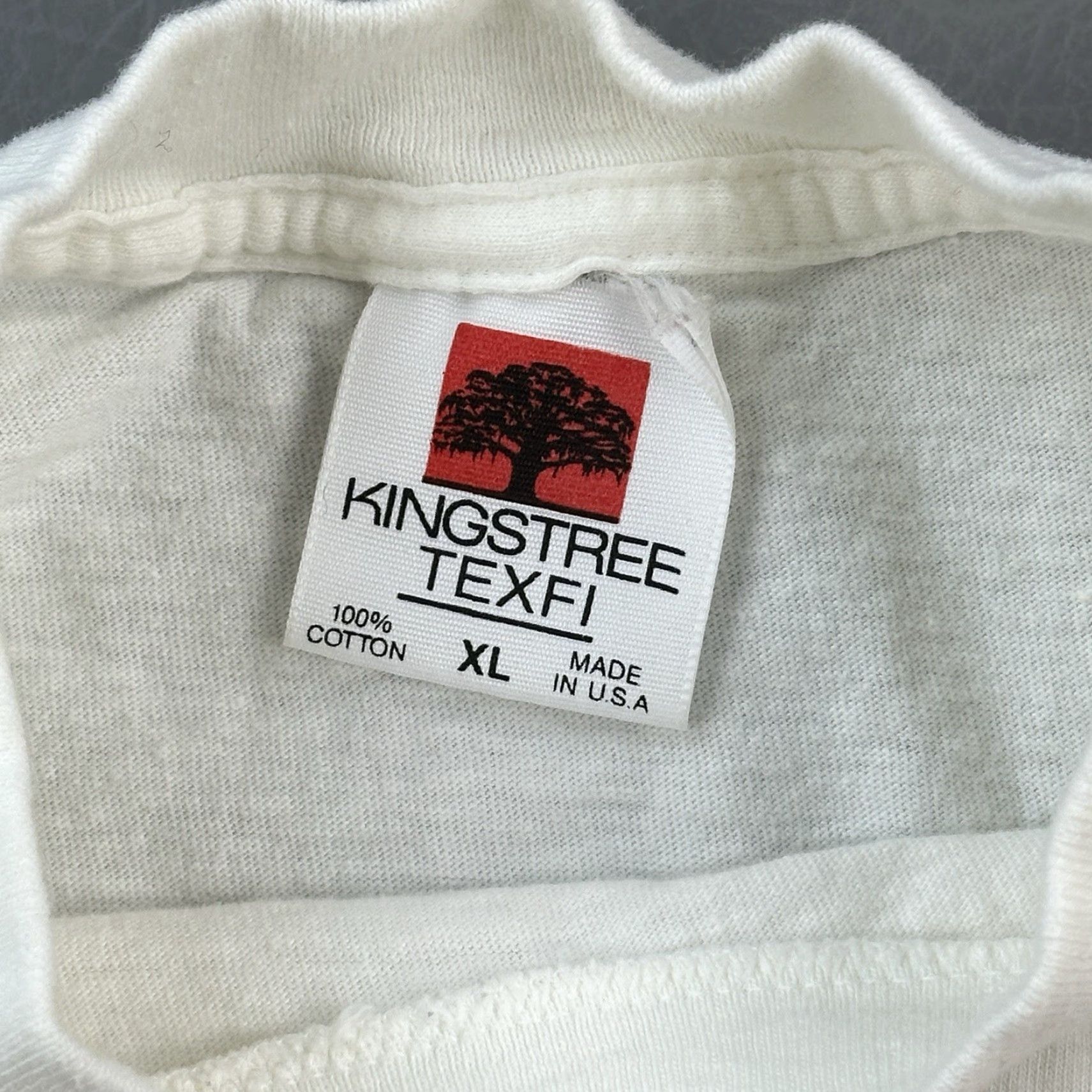 Vintage VINTAGE Hardees Shirt Mens XL White Chris P Chicken Single Stitch USA Made 90s Shirt Size US XL / EU 56 / 4 - 6 Thumbnail