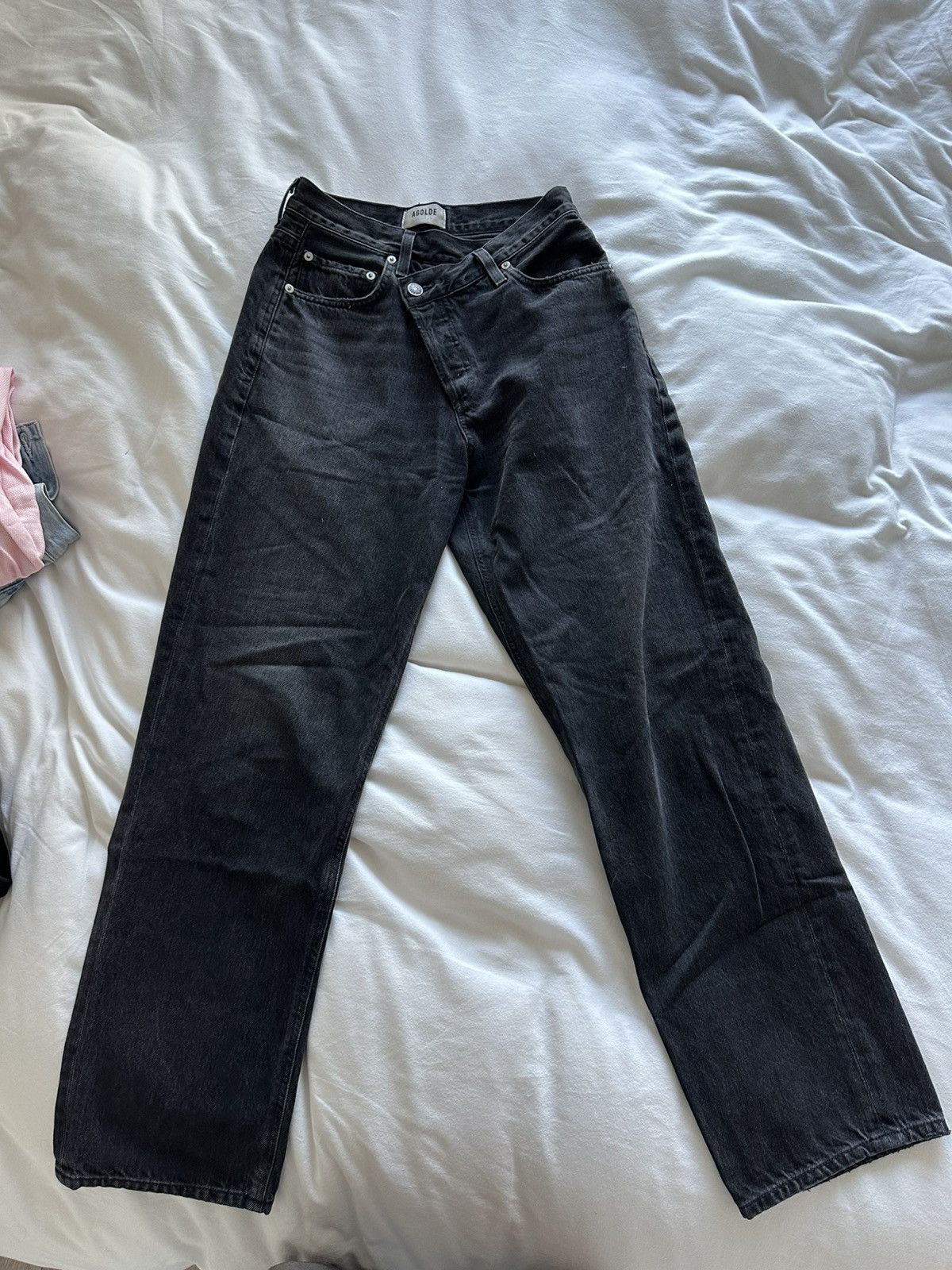 Agolde × Aritzia × Citizens Of Humanity Agolde Black Criss-Cross Jeans Size 25" / US 0 / IT 36 - 1 Thumbnail