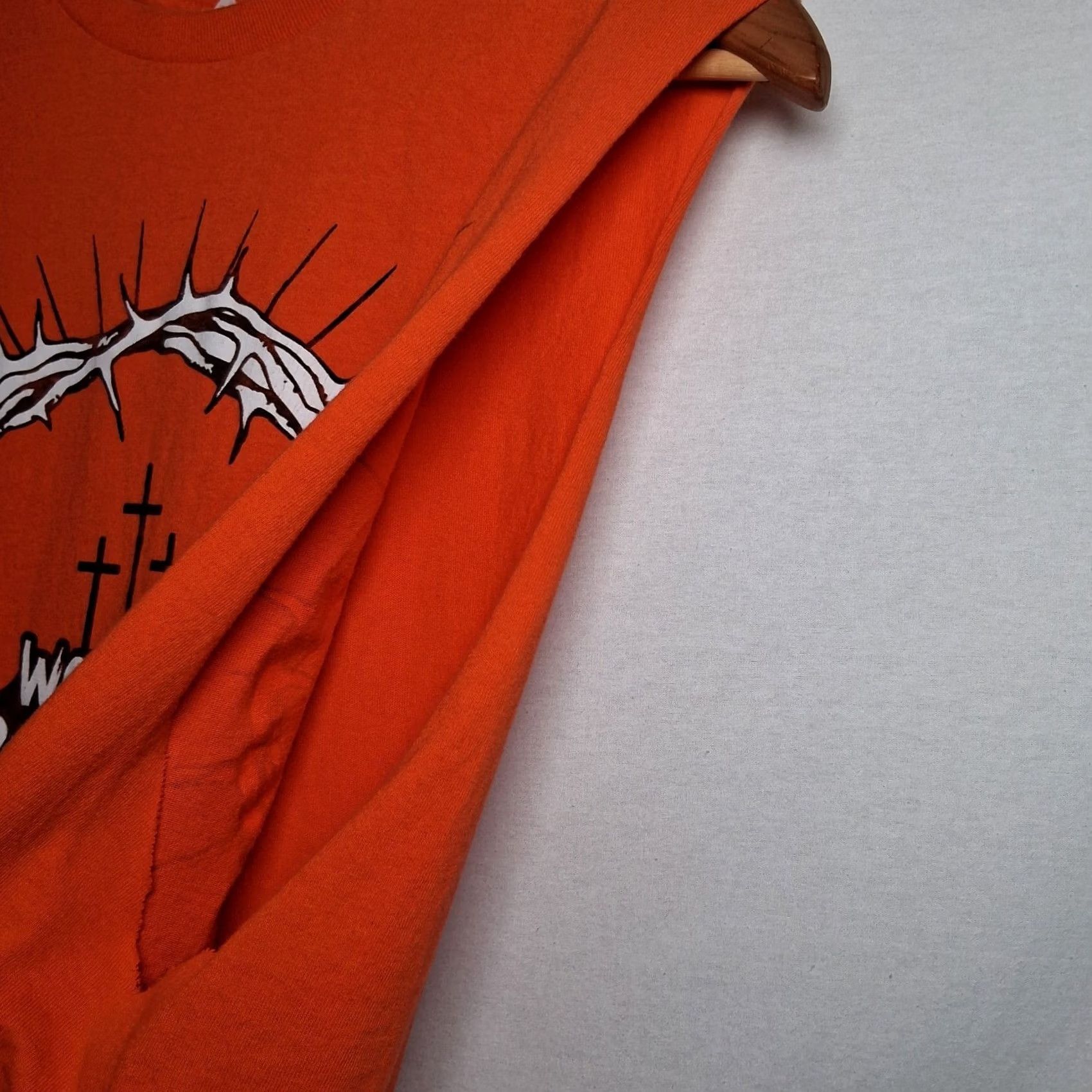 Vintage Worthy Is The Lamb Cutoff Muscle T Shirt M Christian Jesus Religious Crown READ Shirt Men Orange Cotton Delta Pro Weight Size US M / EU 48-50 / 2 - 5 Thumbnail