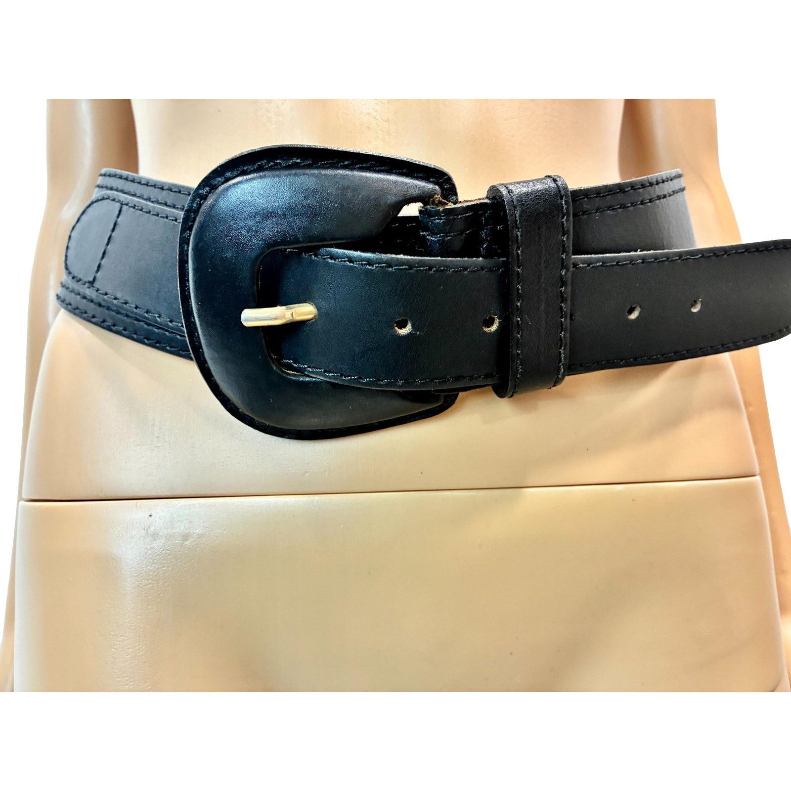 Vintage Vintage The Limited Black Italian Leather Wide Belt (S) Size ONE SIZE - 8 Thumbnail