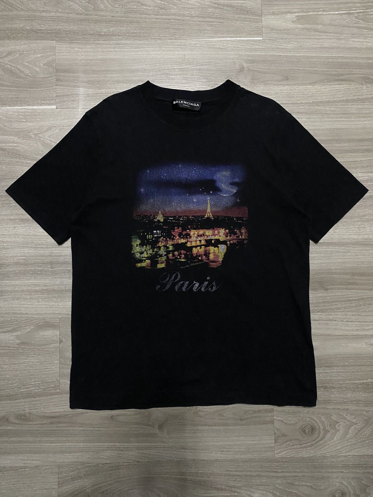 Balenciaga Balenciaga - Demna Gvasalia - FW17 Paris Tourist Souvenir Size US L / EU 52-54 / 3 - 1 Thumbnail