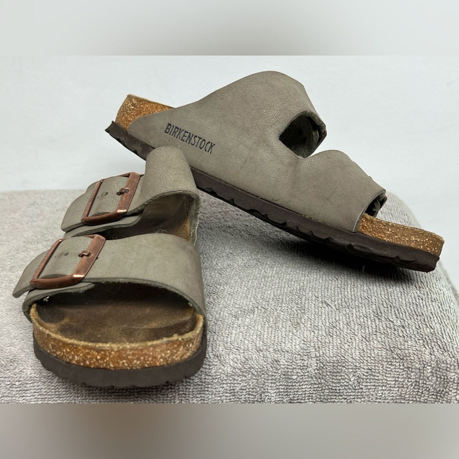 Birkenstock Birkenstock Arizona Womens SZ 6 EU 37 Sandals Oiled Leather Size US 6 / IT 36 - 9 Thumbnail