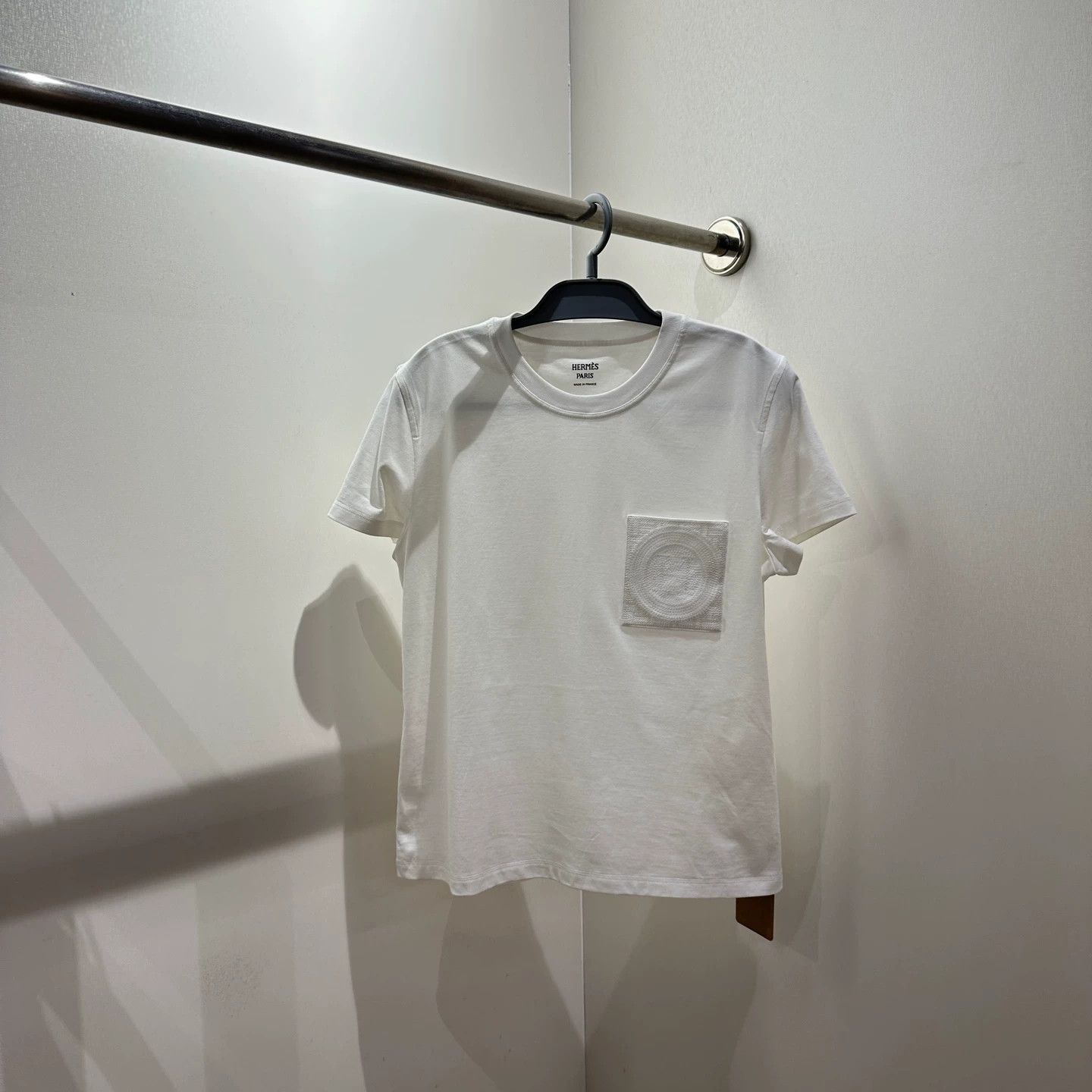 Hermes Hermes may355 H-ribbed pocket short sleeve T-shirt 42 cotton Size M / US 6-8 / IT 42-44 - 1 Thumbnail