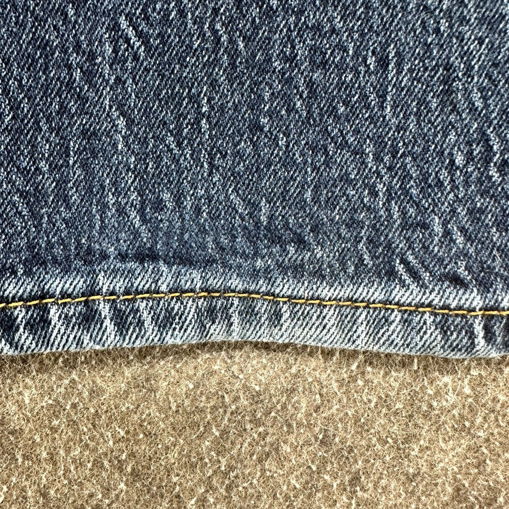 Levi's Levi's 505 Jeans Regular 34x30 Blue Denim 100% Cotton Straight Mid Rise Distressed 5-Pocket Mens Jeans Size US 34 / EU 50 - 5 Thumbnail