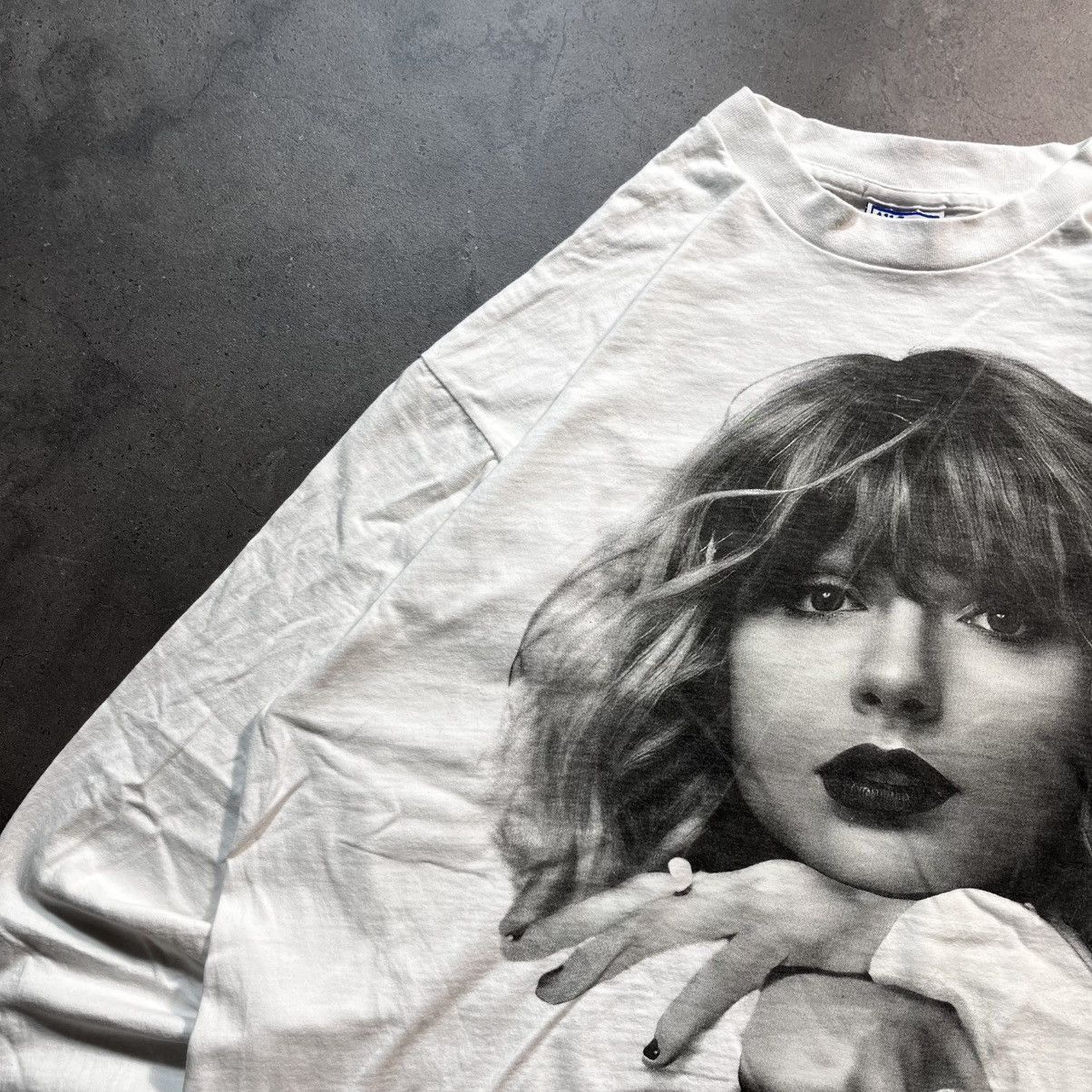 Band Tees Vintage 2000s Taylor Swift The Eras Tour Longsleeve Tee Size US XL / EU 56 / 4 - 3 Thumbnail