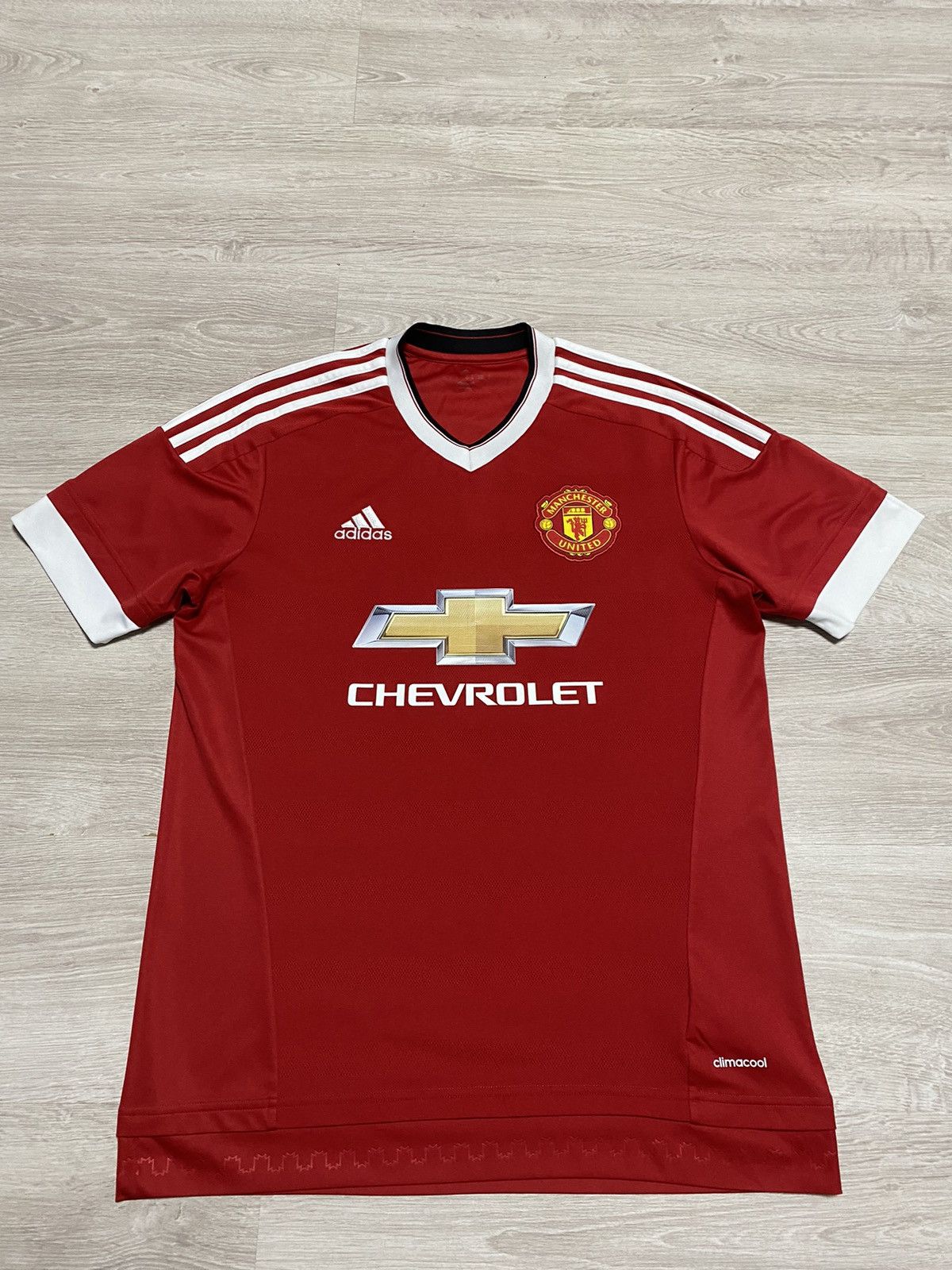Adidas Adidas jersey Manchester United 2015 away size M Size US M / EU 48-50 / 2 - 1 Thumbnail