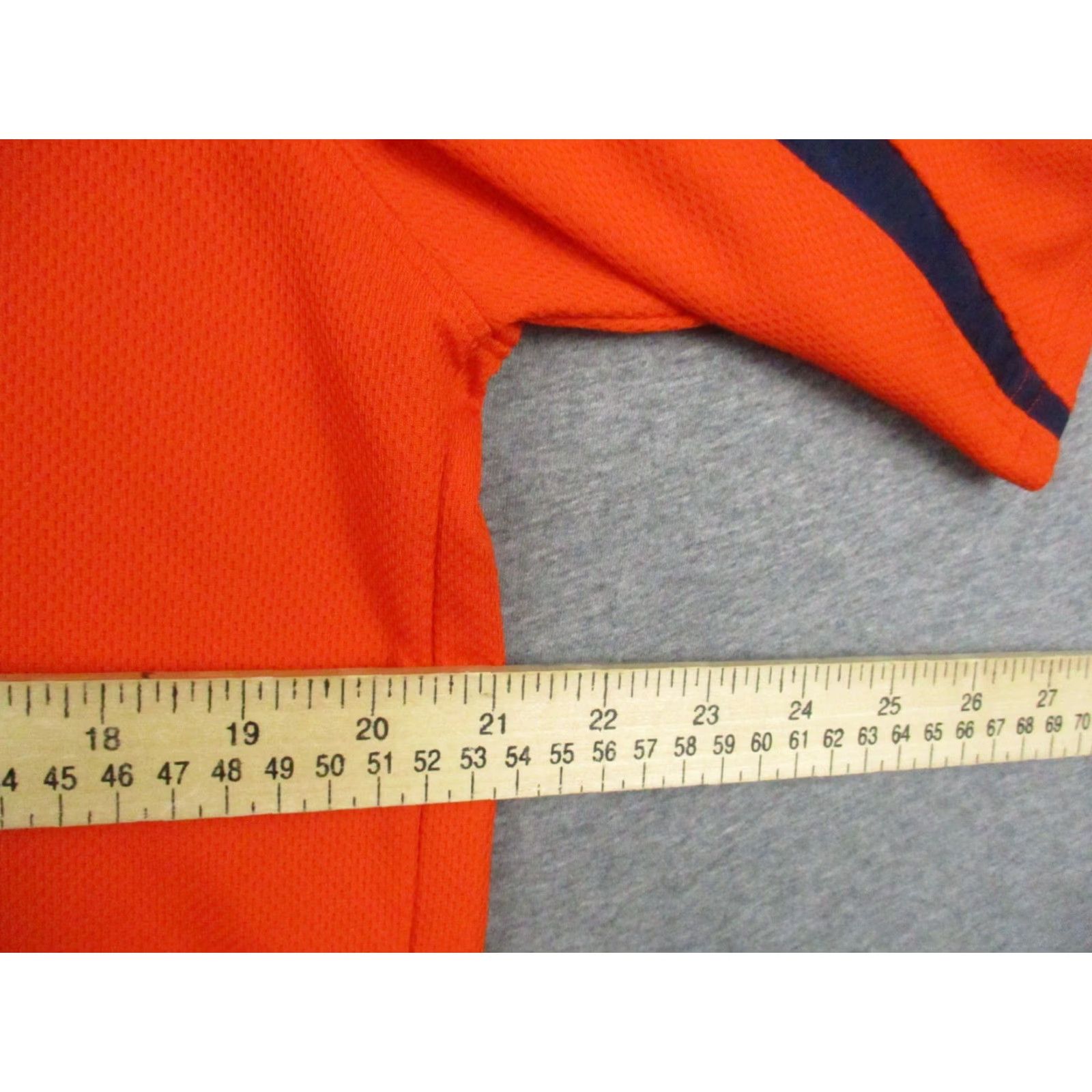 Under Armour VINTAGE Auburn Tigers Polo Shirt Under Armour Medium Short Sleeve Orange Size US L / EU 52-54 / 3 - 6 Thumbnail