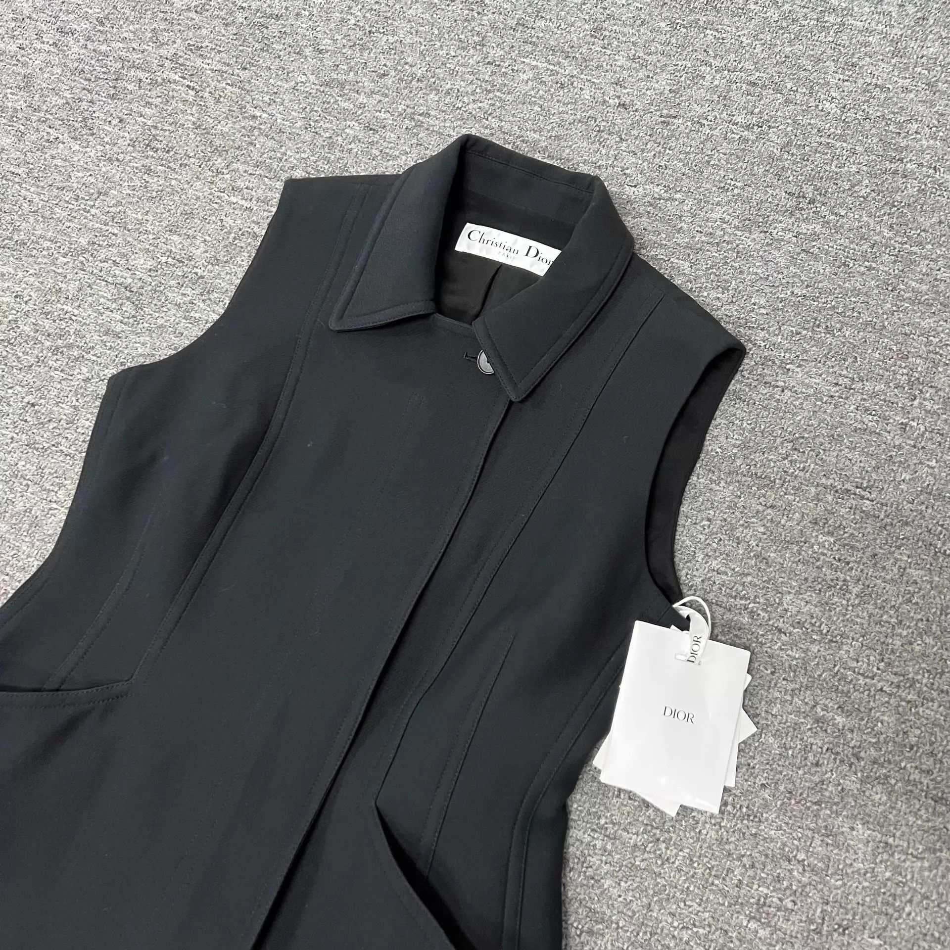 Dior Dior Runway Long Sleeveless Blazer Dress 36 NWT Size XS / US 0-2 / IT 36-38 - 3 Thumbnail