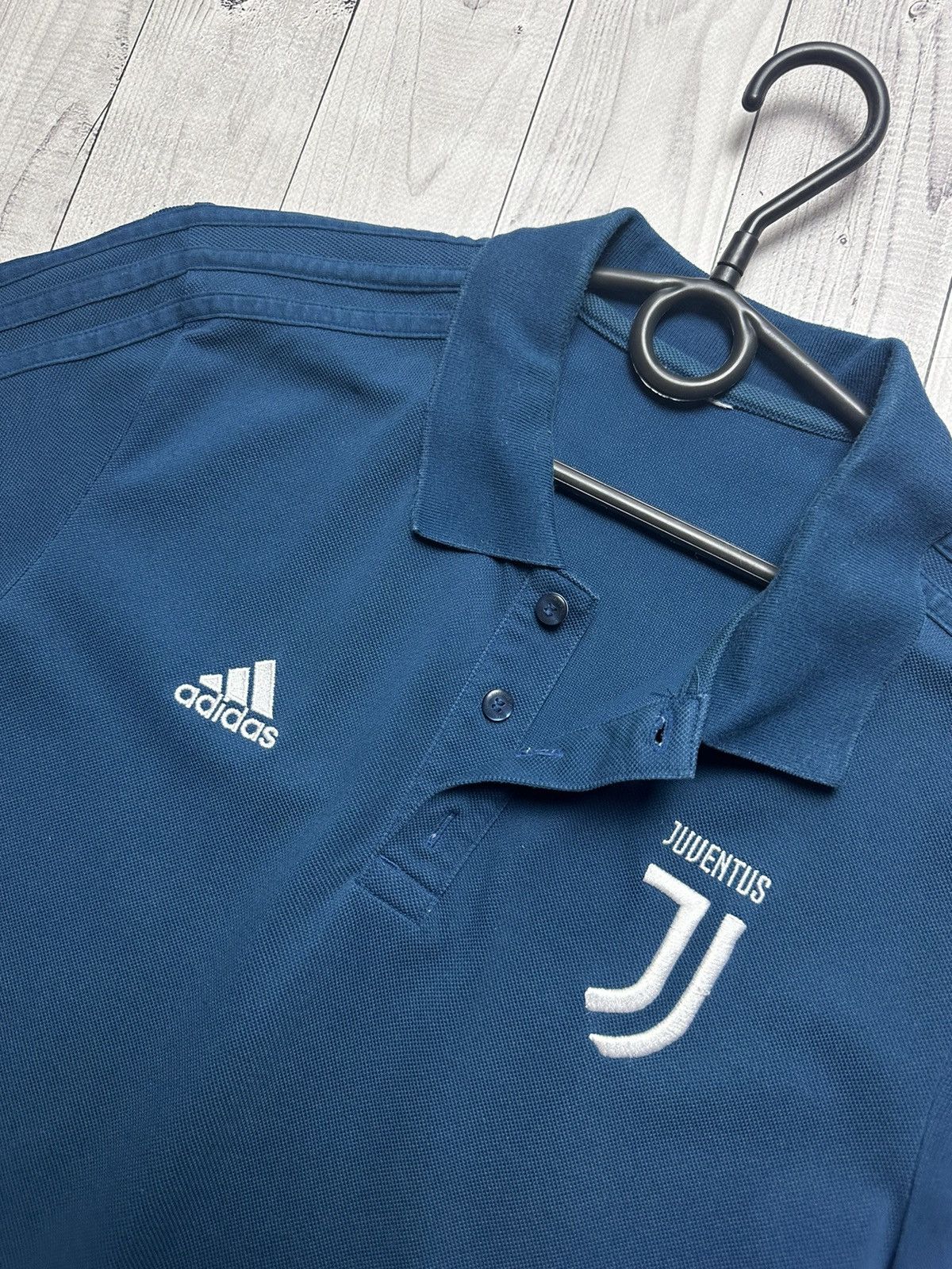 Adidas Vintage polo juventus size S adidas Size US S / EU 44-46 / 1 - 2 Thumbnail