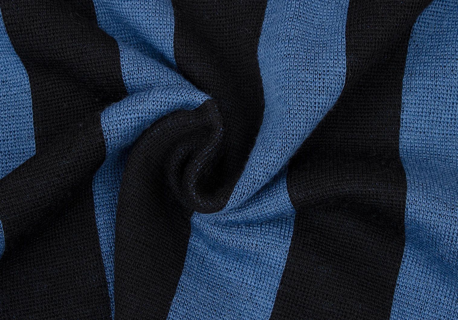 Issey Miyake Wool Stripe Knit in Black and Blue, Size M Size US M / EU 48-50 / 2 - 9 Thumbnail